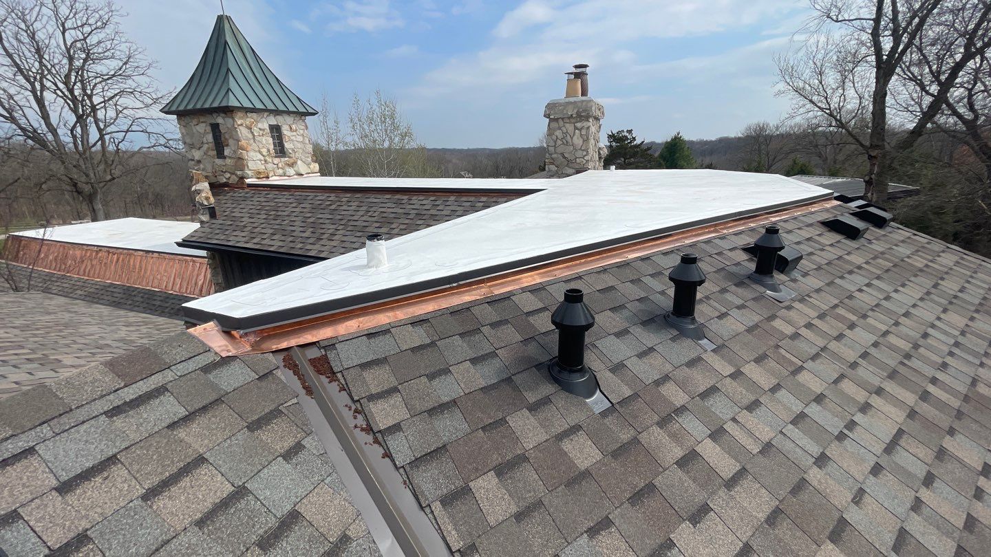 Residential Roofing Install - Atlas Pinnacle Pristine - Color Majestic Shake by Titan Commercial & Residential Roofing