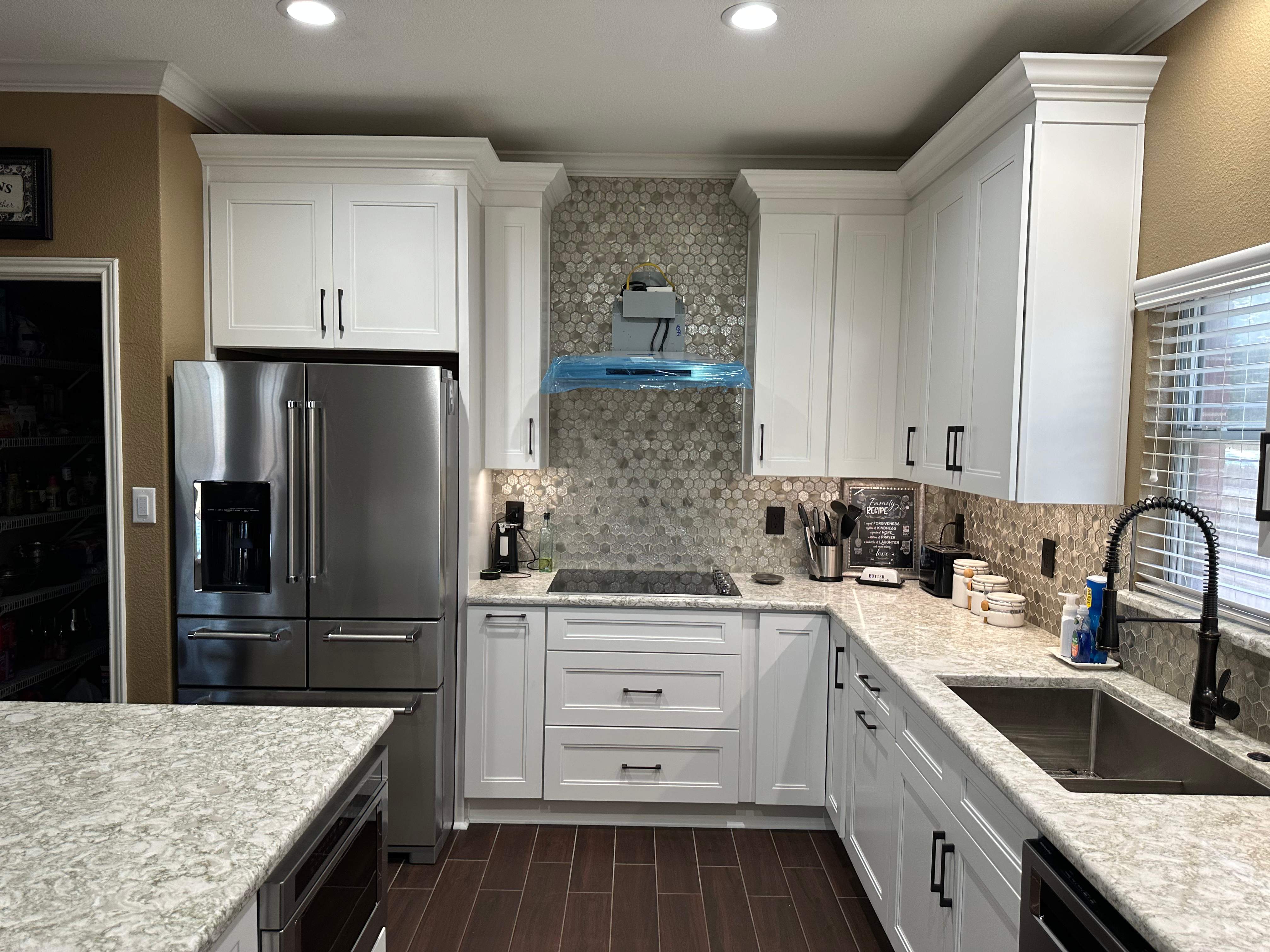 Cibolo, TX Kitchen Remodel with Island Upgrade by Legacy Bath and Kitchen 