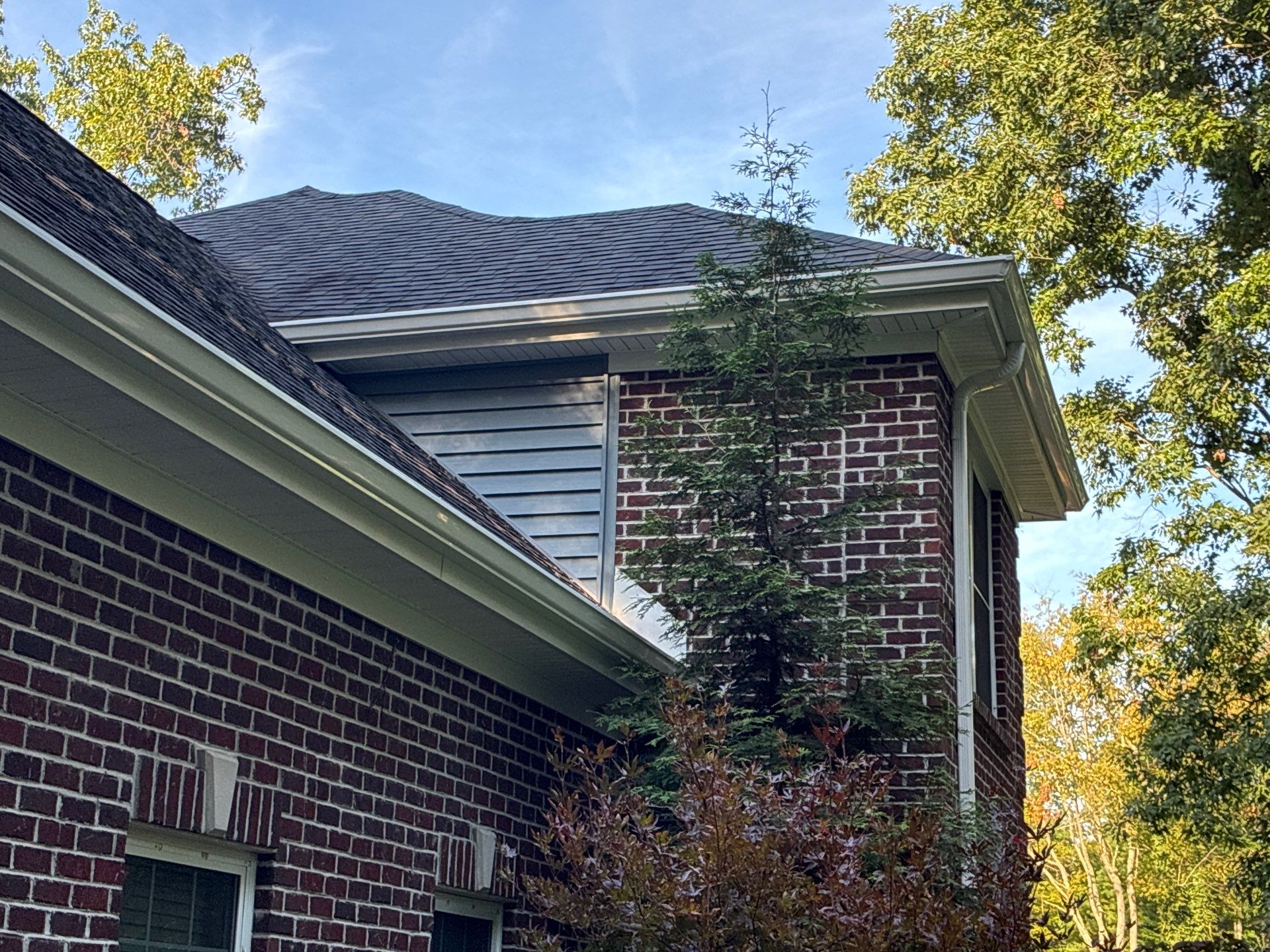 Full House Siding Renovation with English Wedgewood Vinyl in Gibsonia by Ideal Siding Pittsburgh