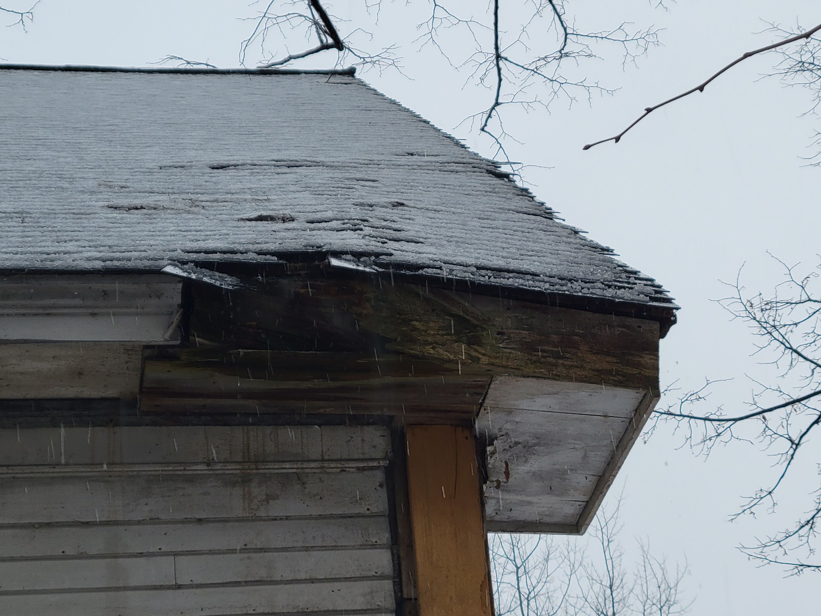 Slate Roof Repair using All Natrual Slate Tiles by The B.A.R Roofing