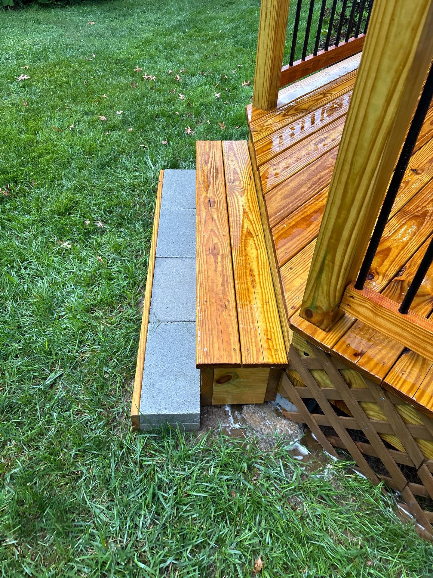 Wood Deck using Wood Sealant by DuraSeal