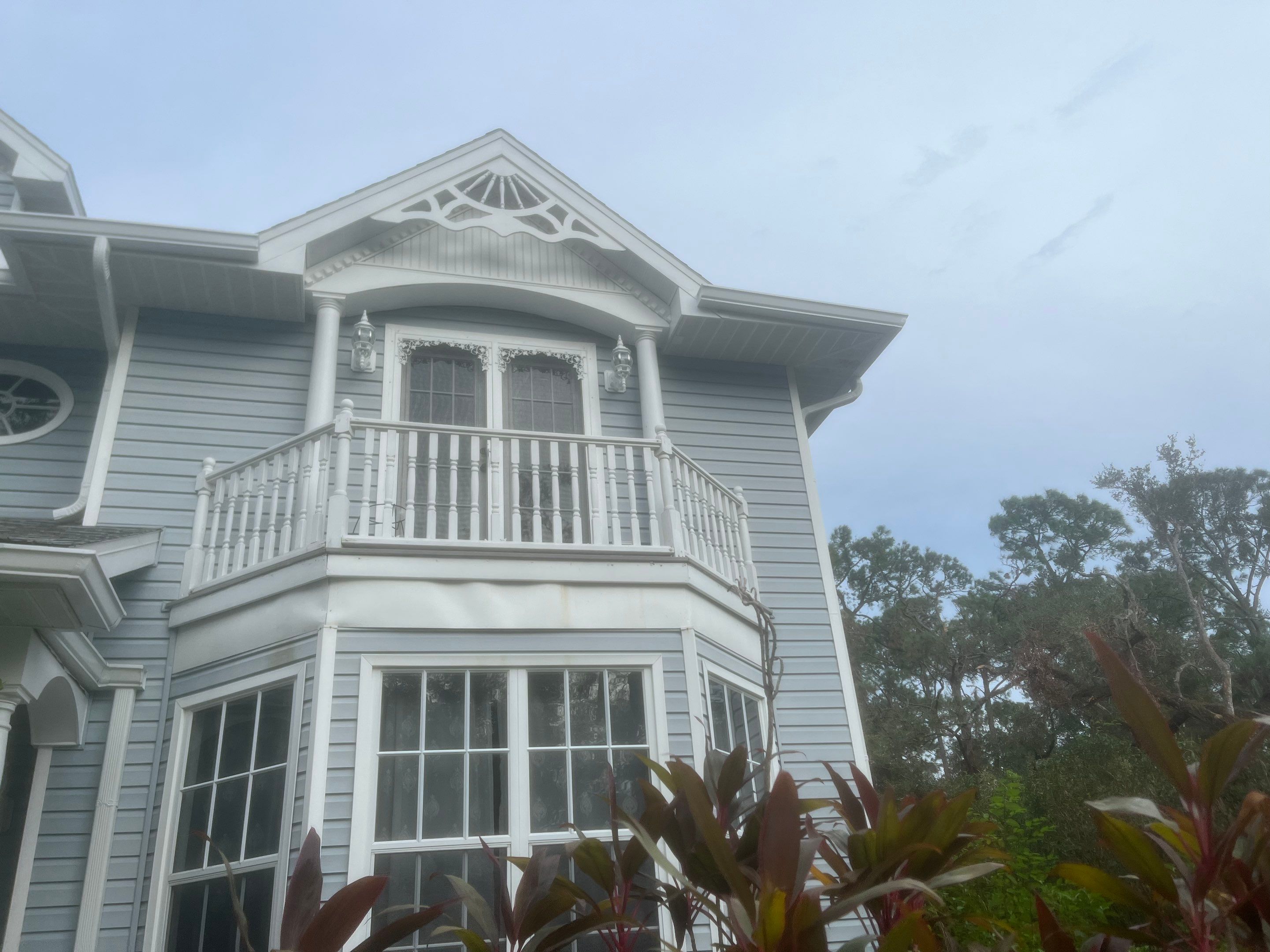 6-inch Seamless Gutters Installed in Bradenton FL by Gutter Professors