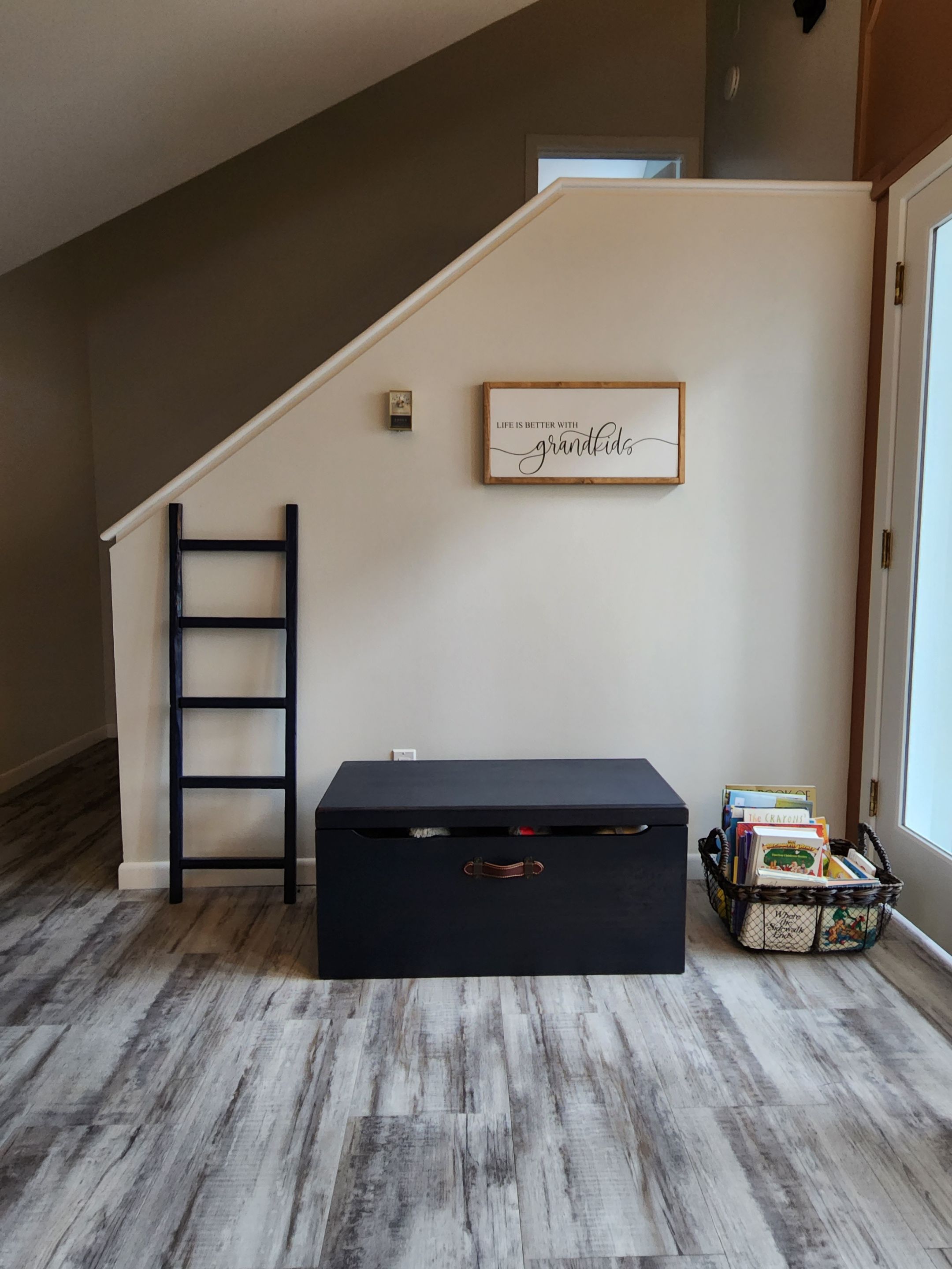 Gorgeous Full Interior Repaint by Midnight Sun Painting