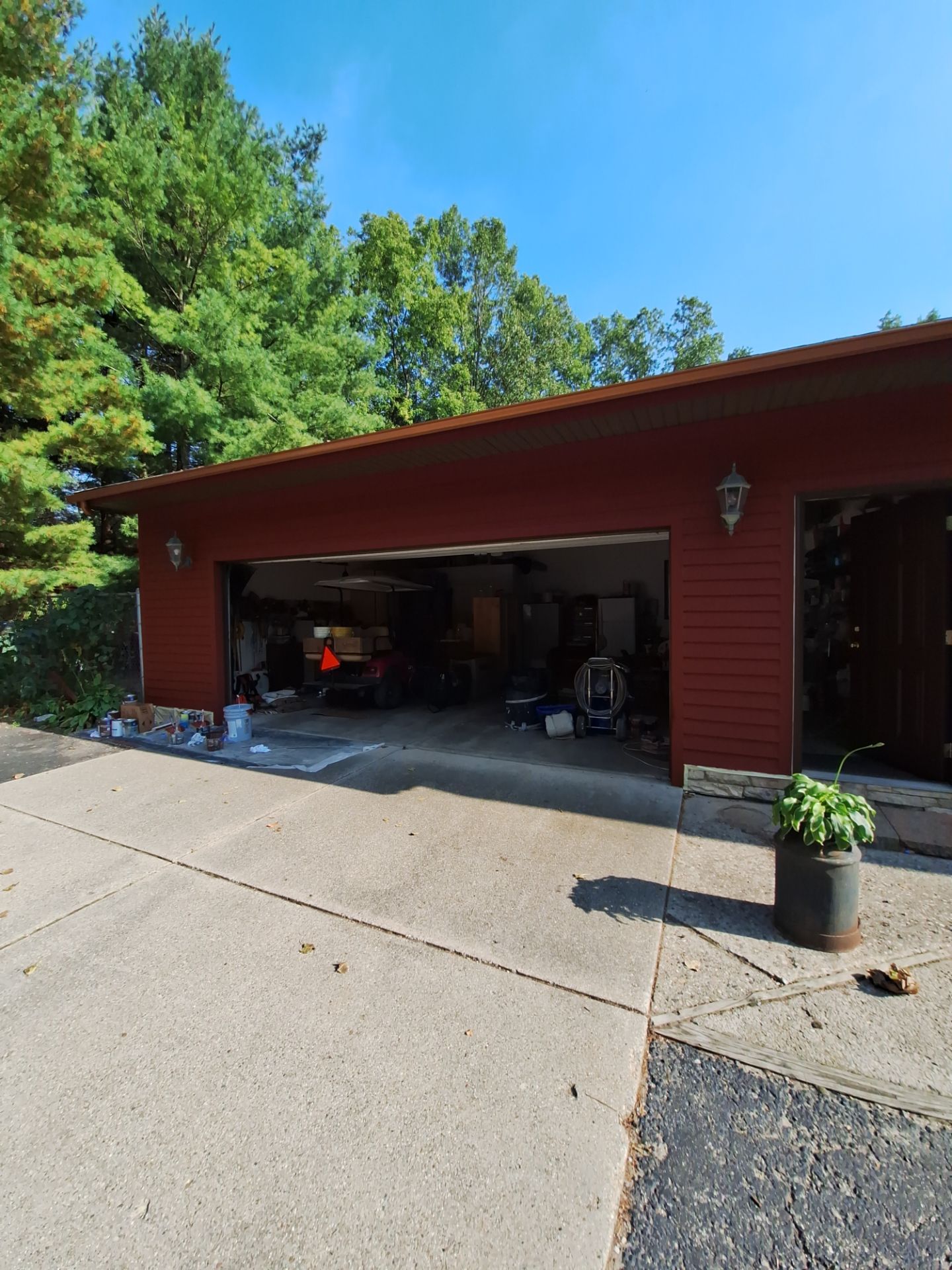 Color update with exterior staining and painting by Gordon Painting