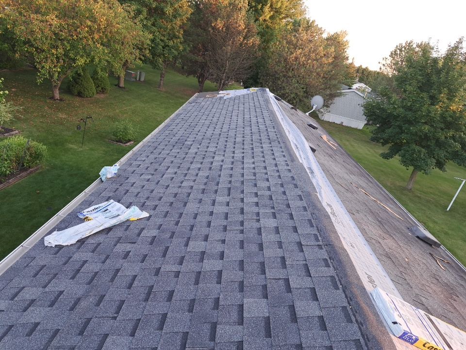 Ranch House and Garage Roof Installation with GAF Shingles by Gellings Roofing & Siding