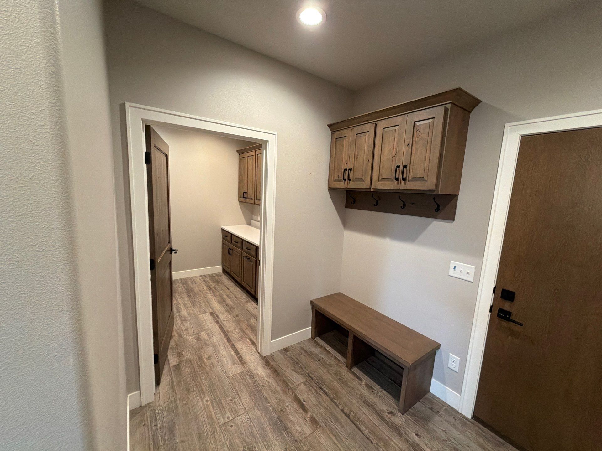 Sioux Falls Interior Finishing by Select Painting, Coatings & Garage Cabinets