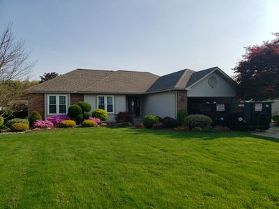 Brand: Atlas Pinnacle Color: Pristine Scotchgard Weathered Shadow Drip: Musket Brown