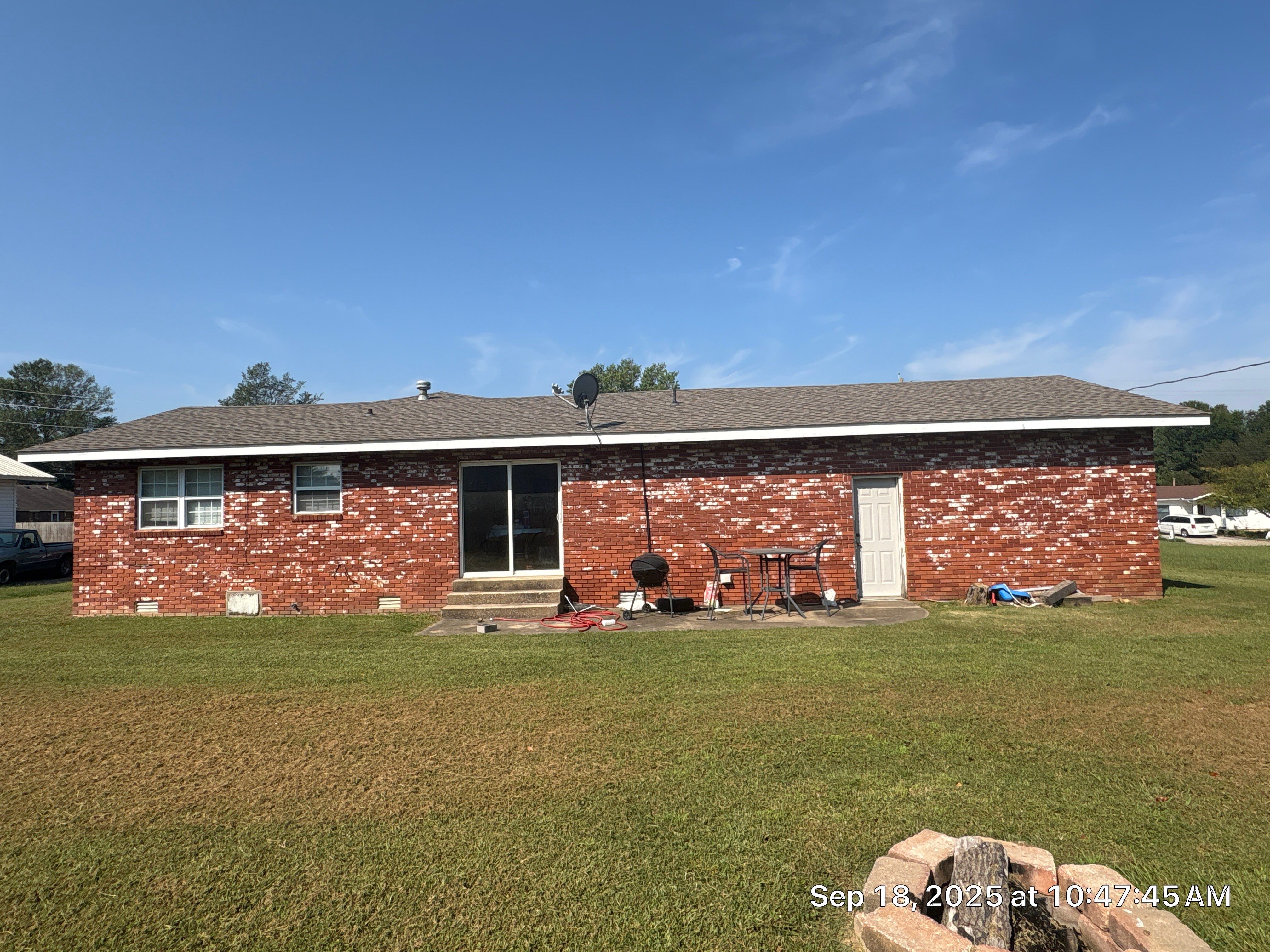 Ozark Mountain Roofing featured photo.