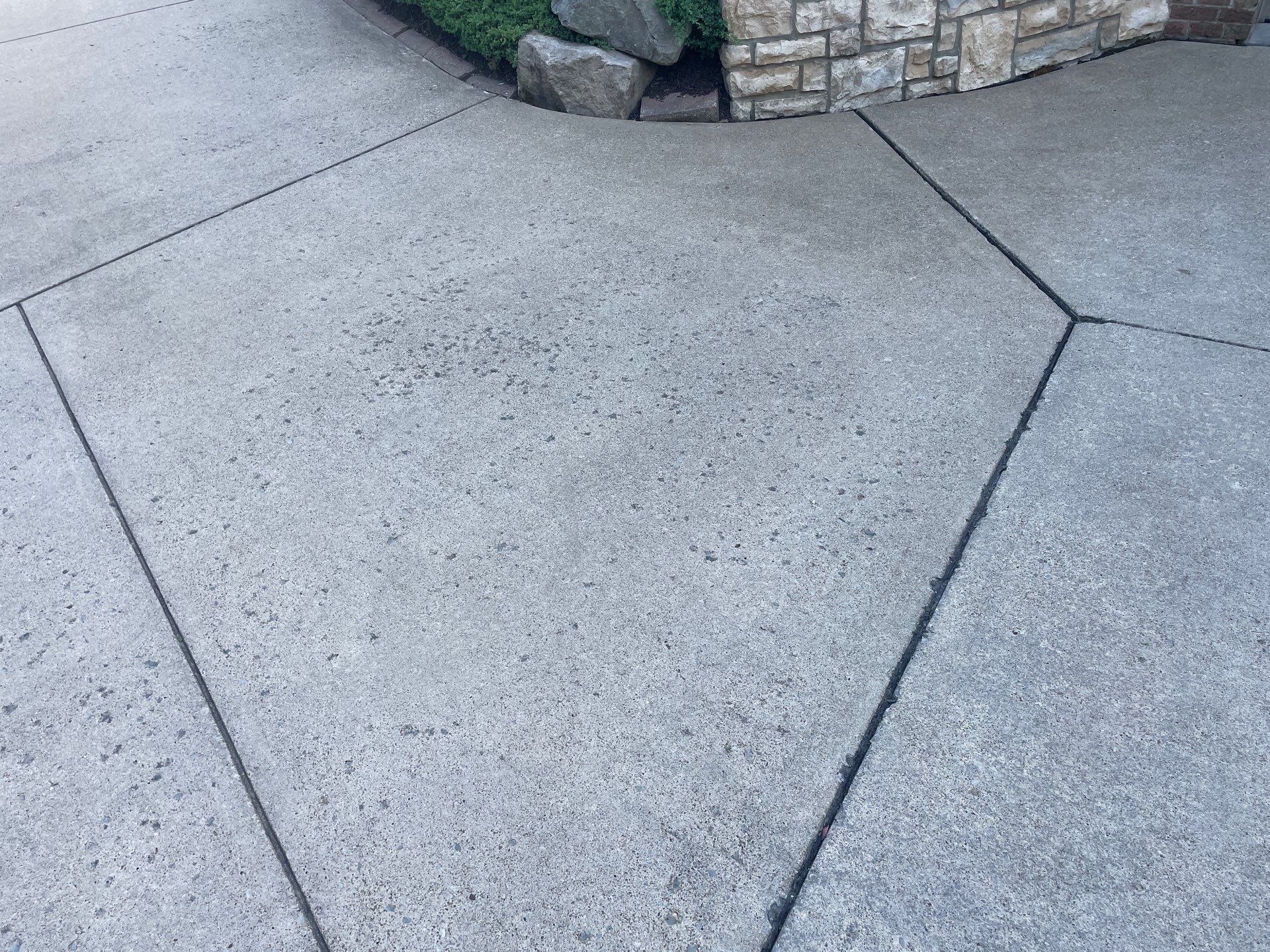 Driveway Walkway Patio Project in Canonsburg by Floors in a Day, Inc