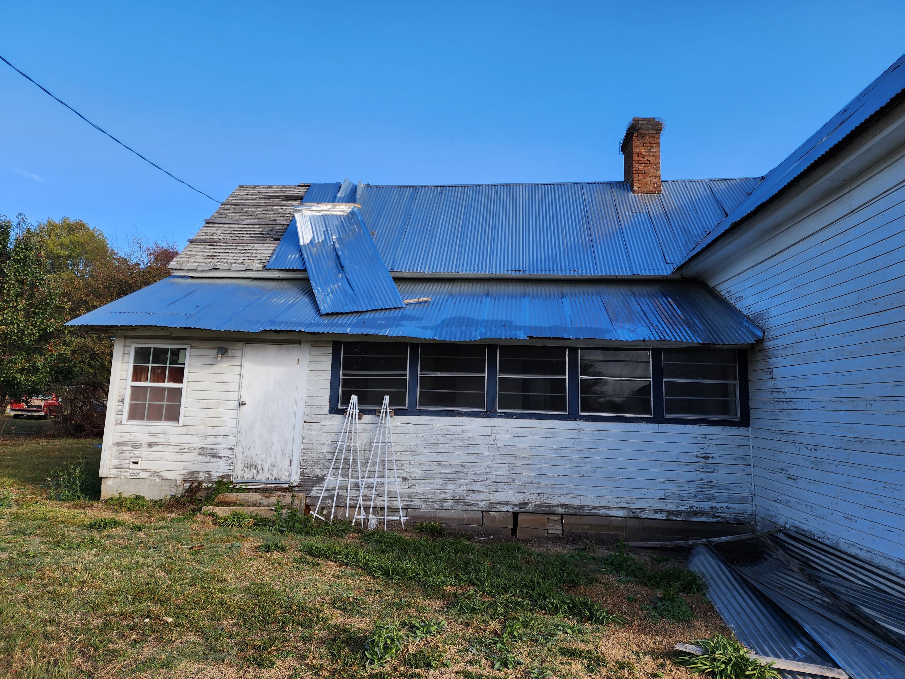 Residential Roof Replacement in Nashville, AR by Hostetler Roofing