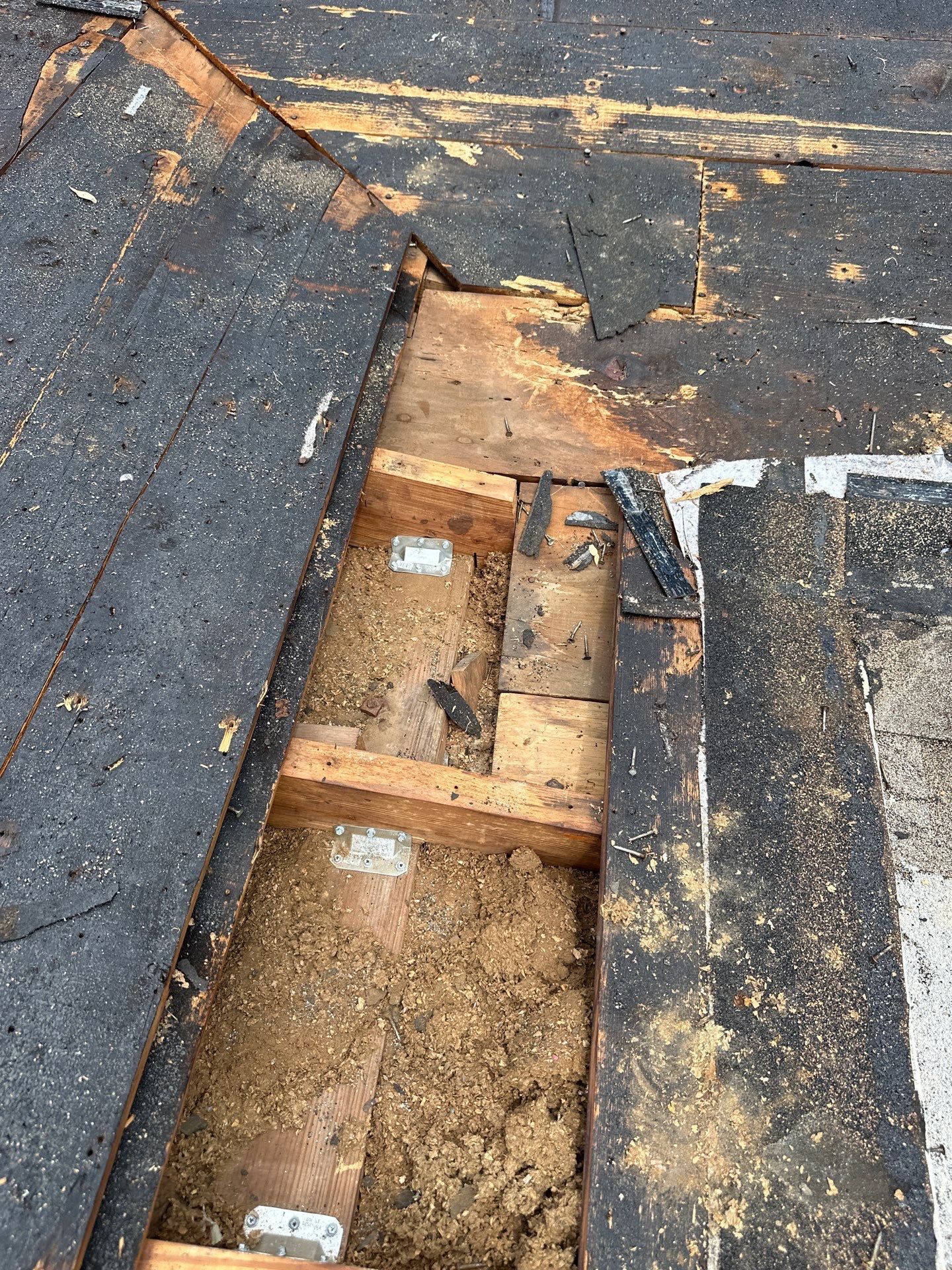 Project in St. Petersburg 33710 by Mitchell Roofing Company LLC