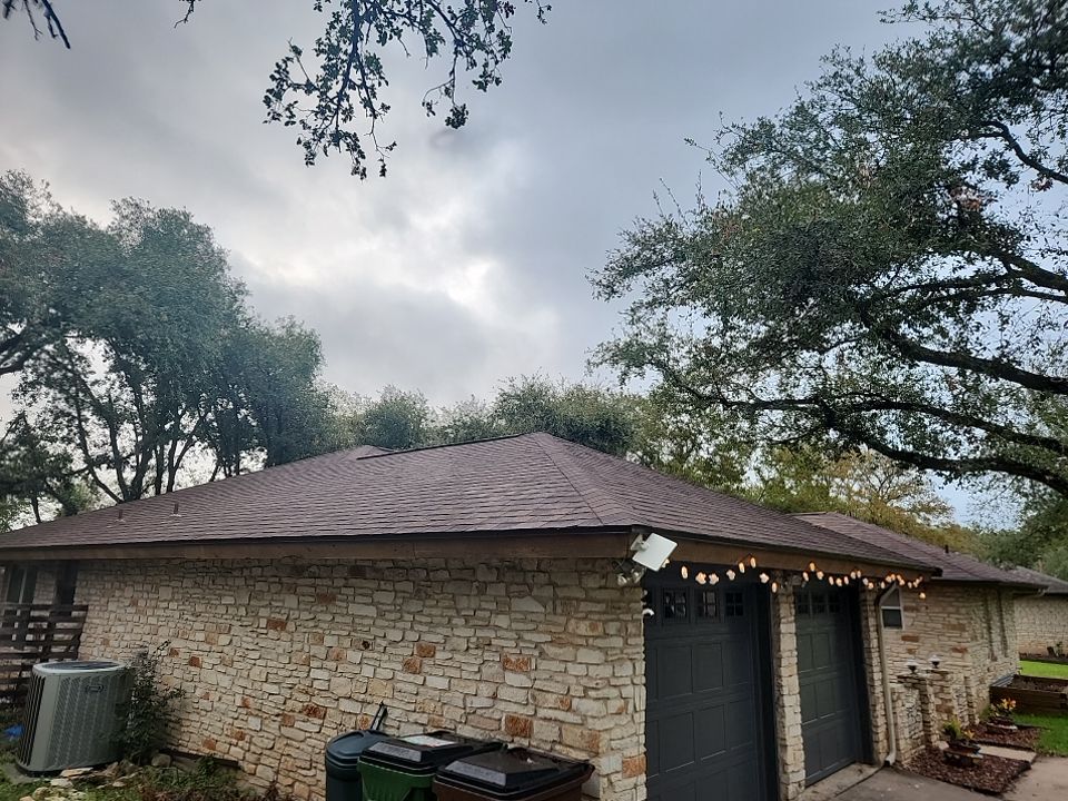 Antique Brown - Malarkey Highlander by RoofsOnly.com