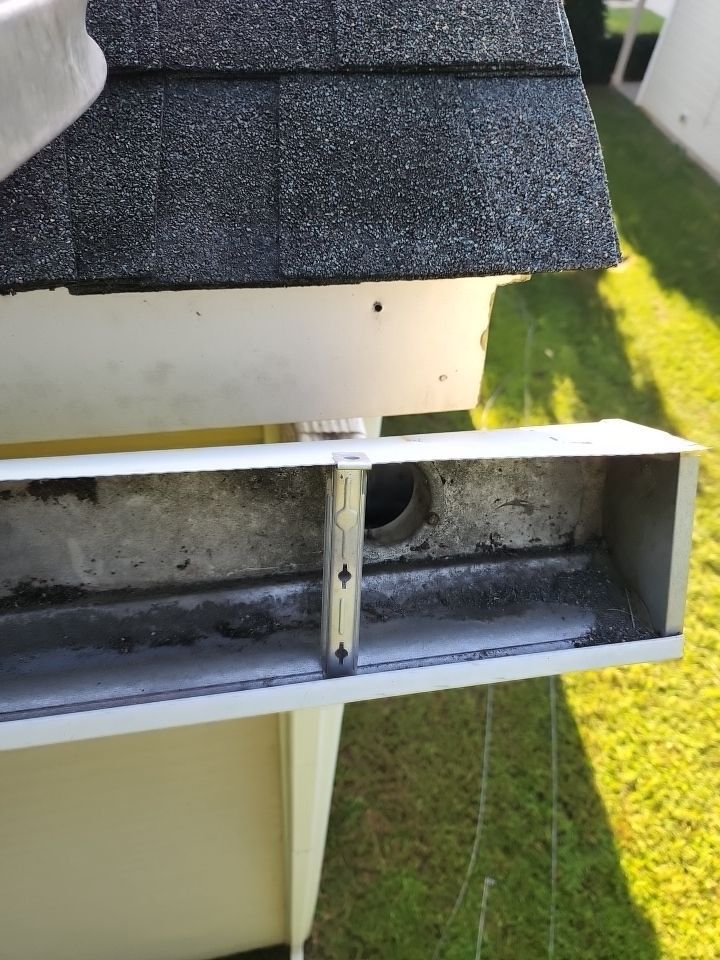 House Wash using cleaner by Power Wash Masters LLC