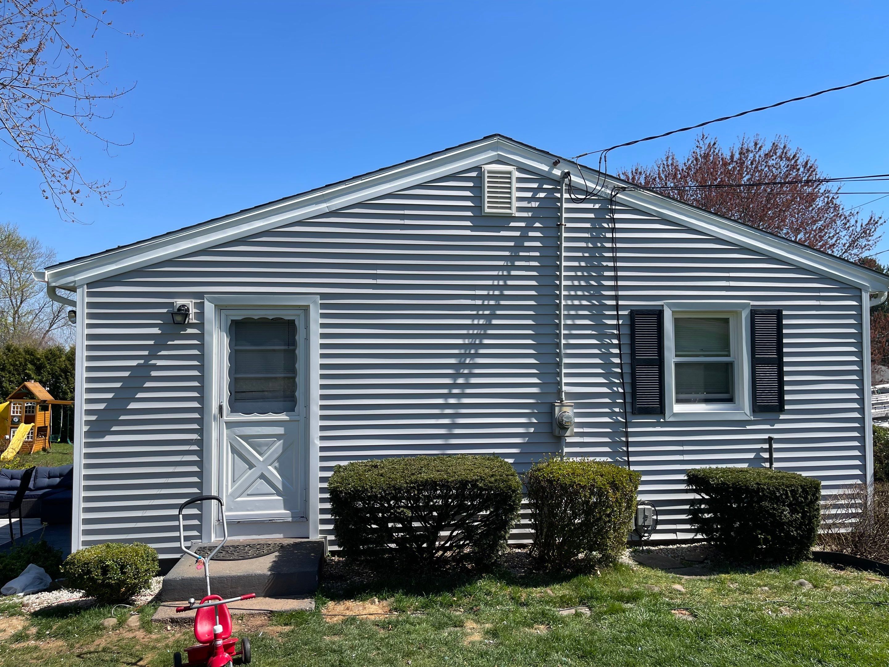 Residential Roofing Installation using Residential Roofing Installation using Owens Corning TruDefinition Duration - Quarry Gray & Sterling Gray Mainstreet siding by A Plus Exterior