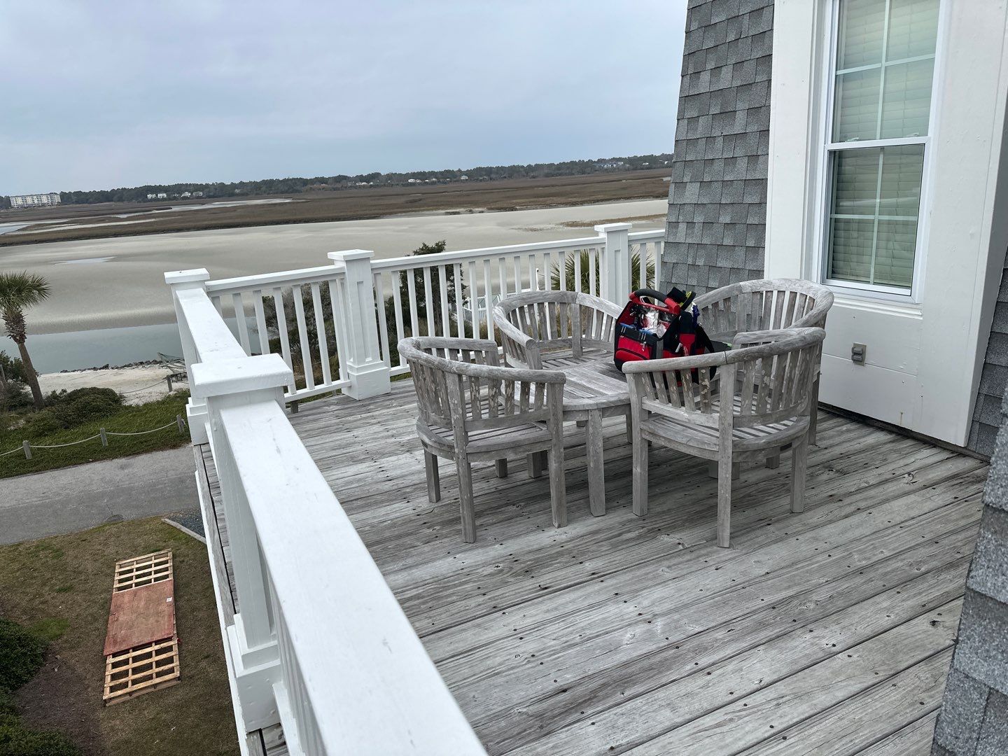 Weathered Deck using Wood Sealant by DuraSeal