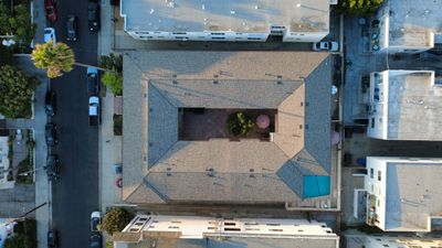 Apartment Building in Hollywood 