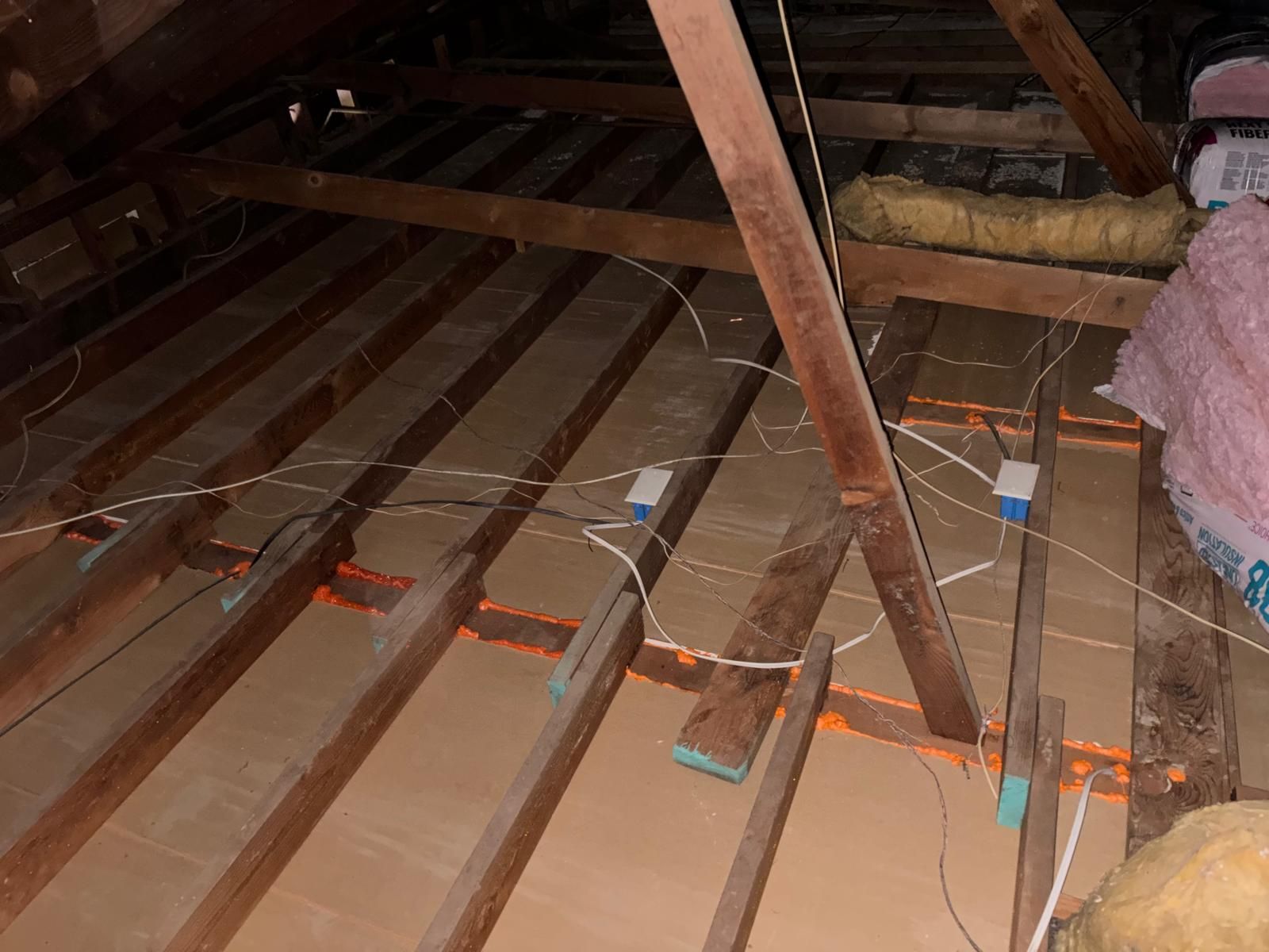 Project in Corona by Insulation Labs