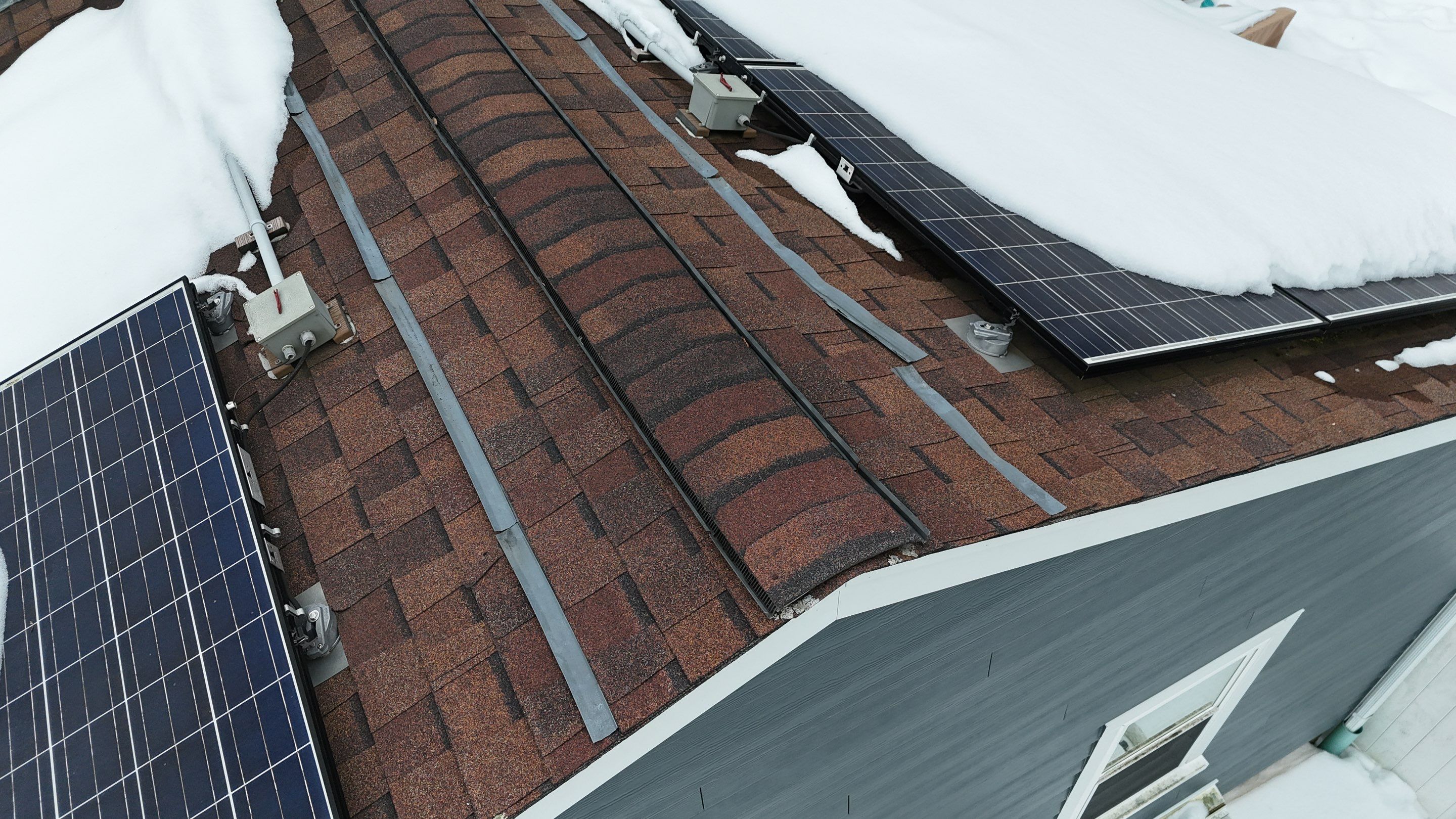 Ice Dam Removal & Snow Removal in Woburn, MA by Mighty Dog Roofing of Greater Middlesex County