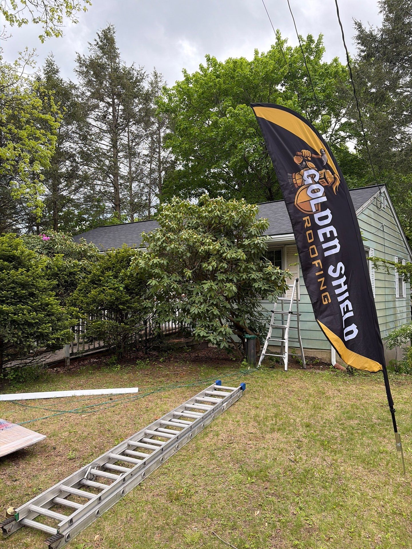 Owens Corning Duration: Onyx Black in Wolcott, Connecticut by Golden Shield Roofing