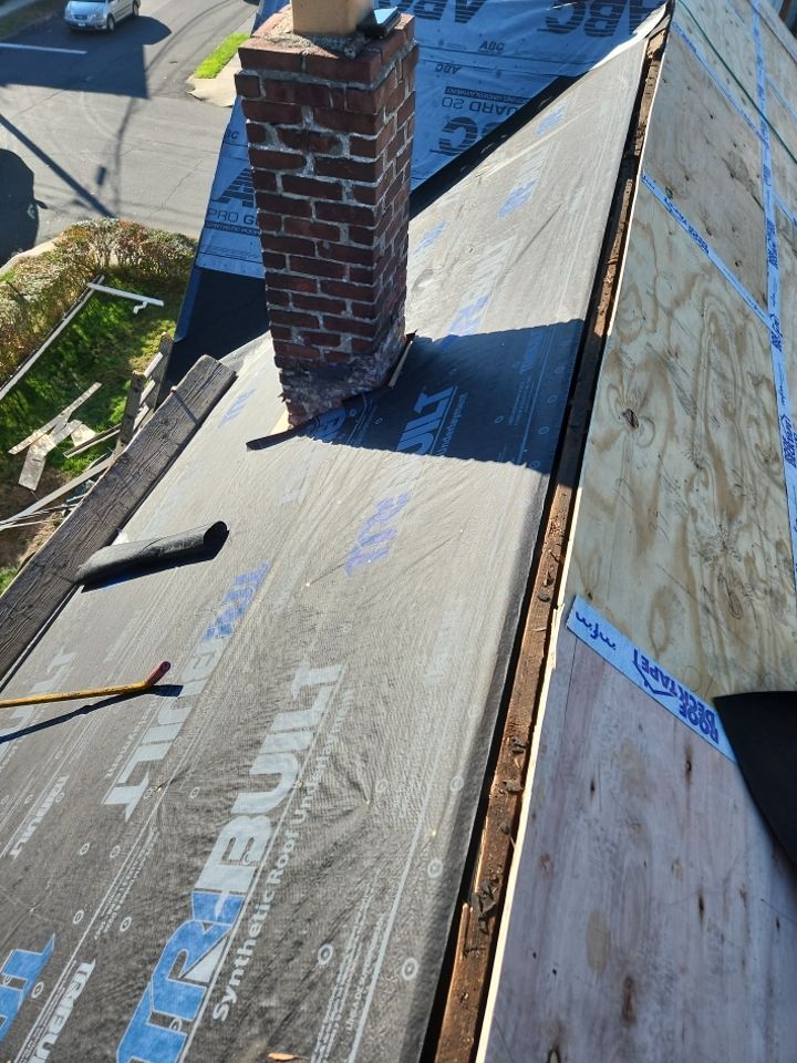 Owens Corning Duration Designer - Black Sable by A Plus Exterior