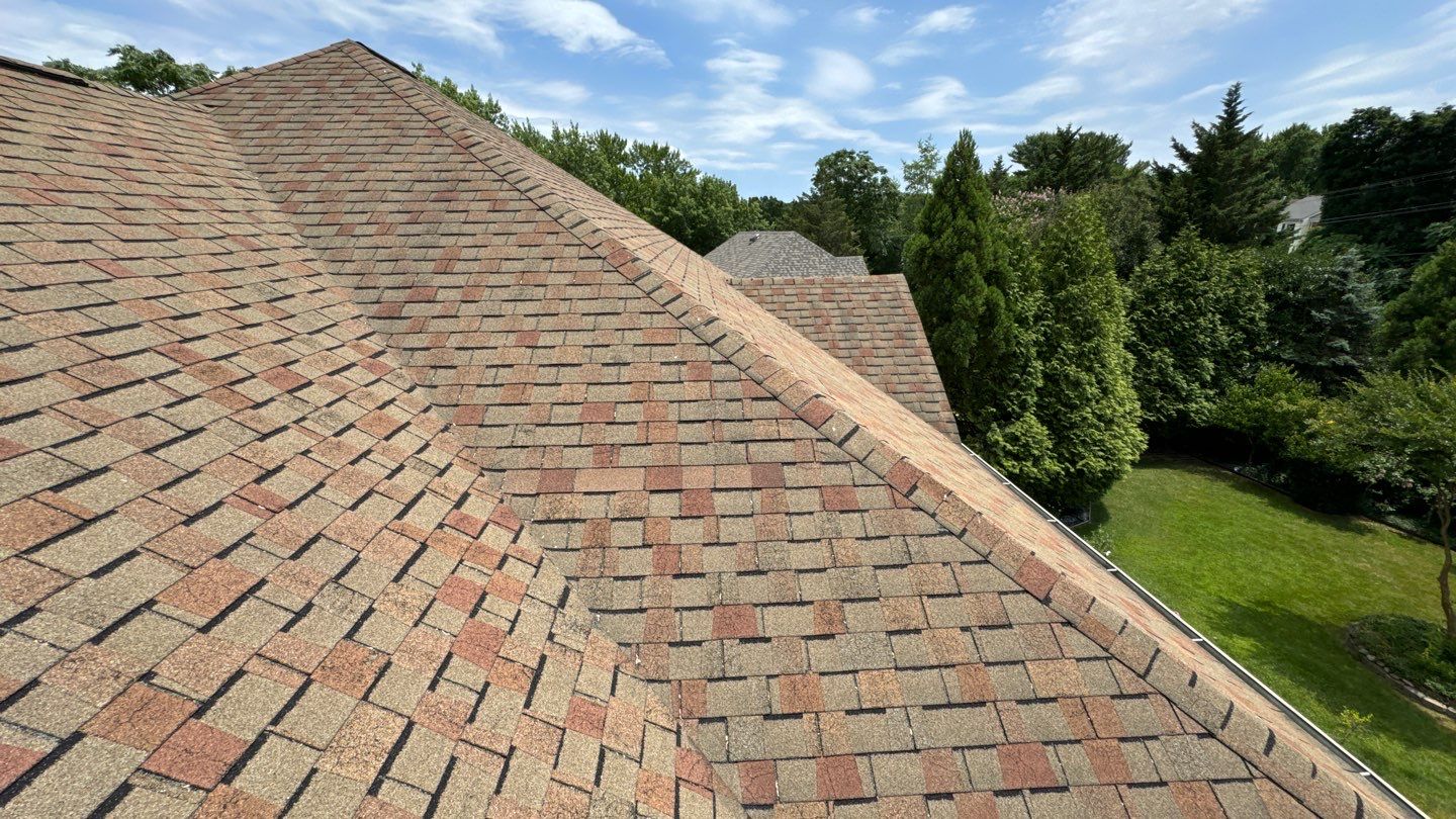 McLean: Residential Roof Installation with Landmark Pro Designer Shingles in Max Def Moire Black by RM Banning, Inc.