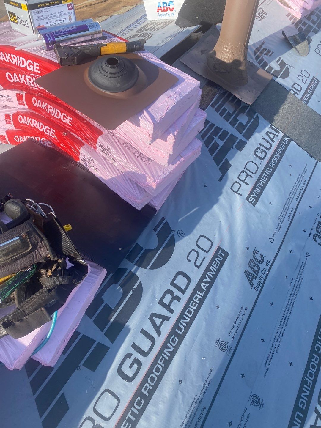 Residential Roofing Installation using Owens Corning Oakridge, Desert Tan by Absolute Roofing and Construction