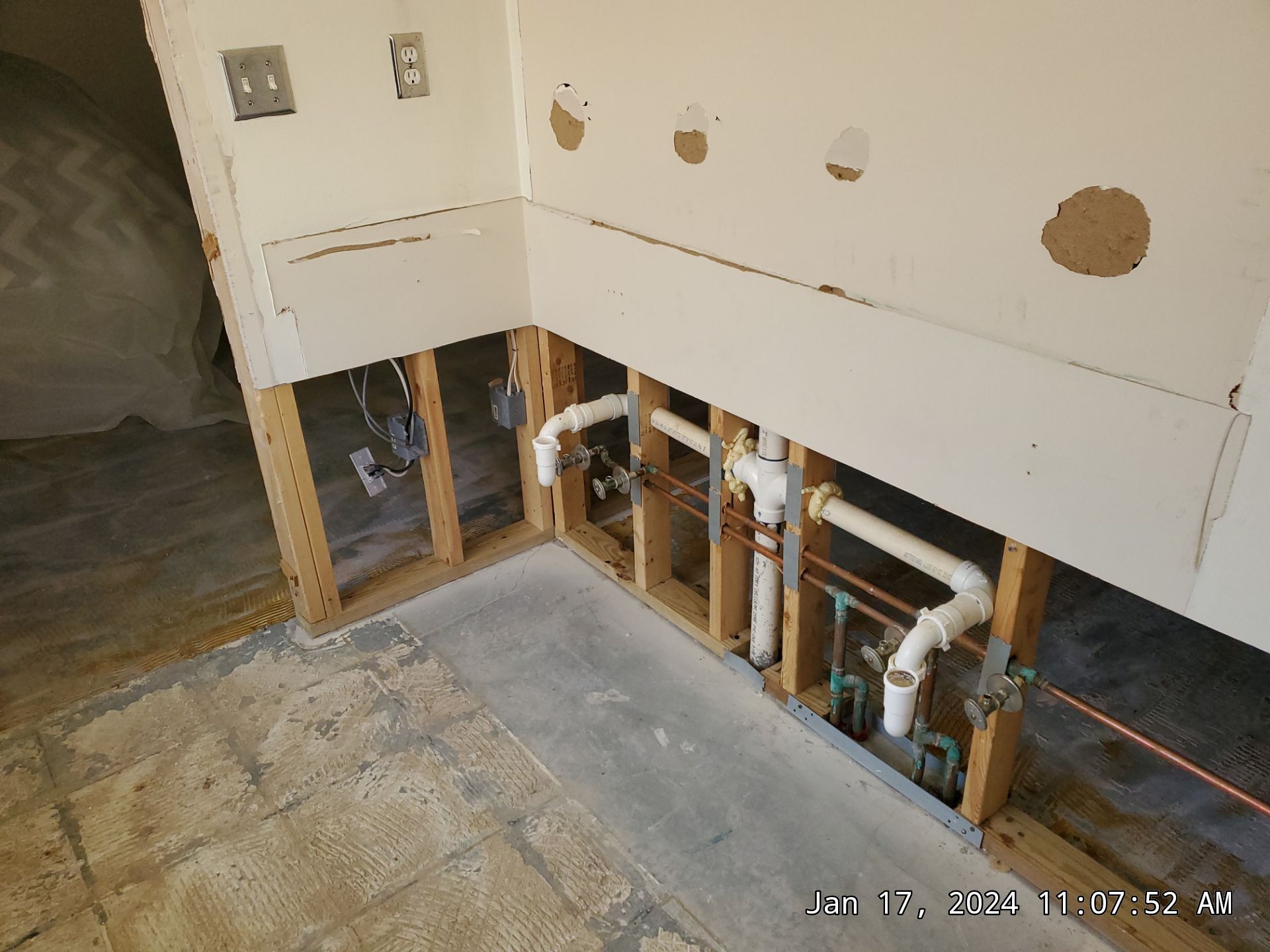 Water damage in Loganville by Baxter Professional LLC