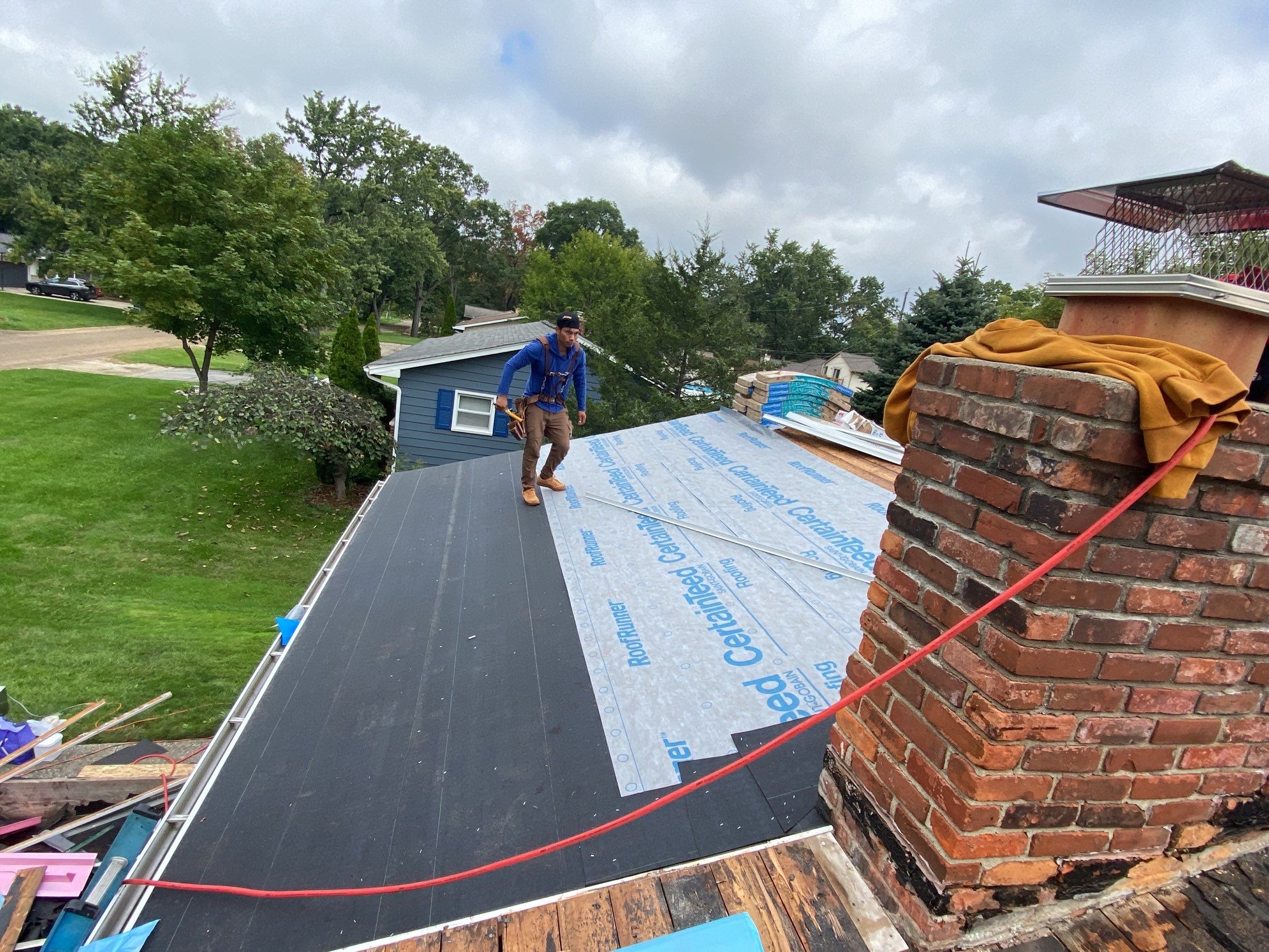 Roof Replacement using CertainTeed Landmark Pro by 180 Contractors