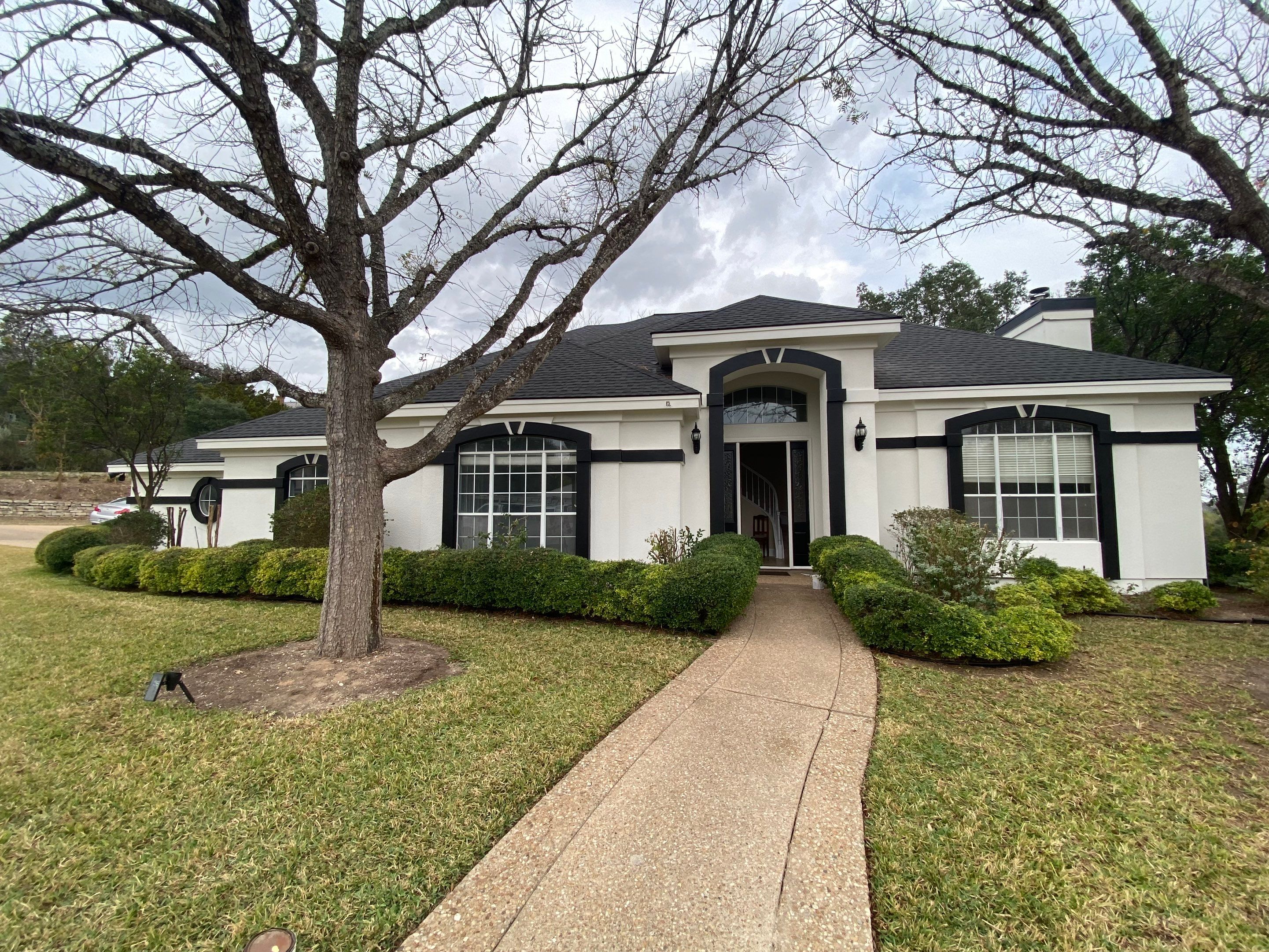 Exterior Repaint in Lakeway by AJ’s Painting