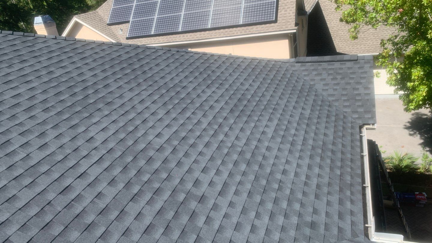 GAF HDZ - Charcoal by Elite Roofing LLC