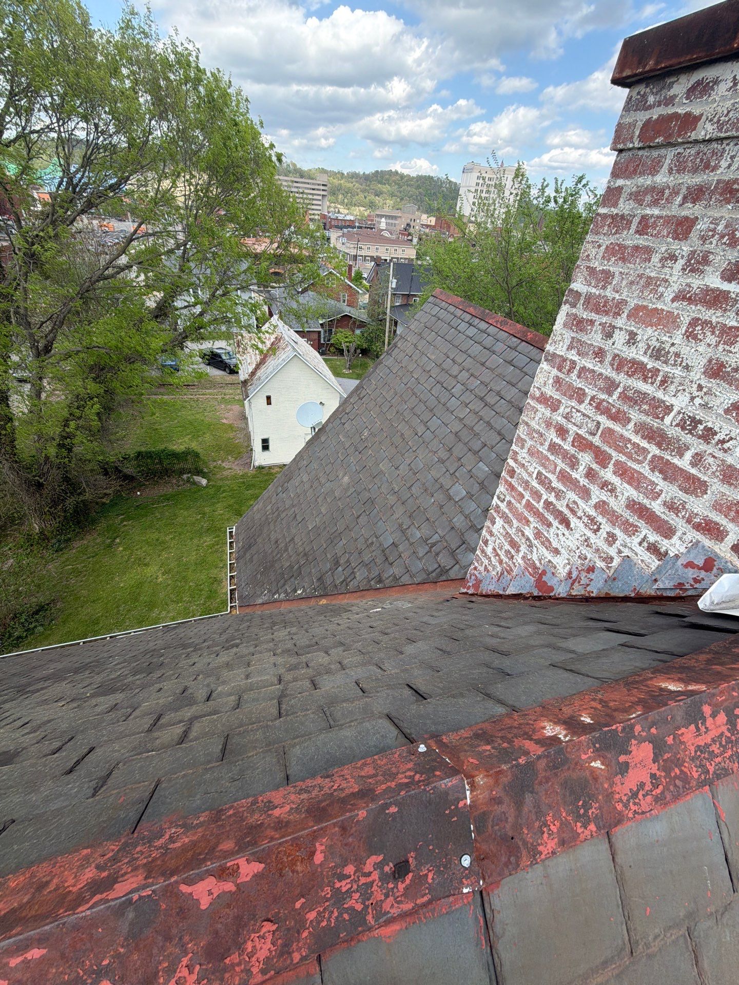 Premium Asphalt Shingle Roof Replacement | Ashland, KY by Mr. Roofer