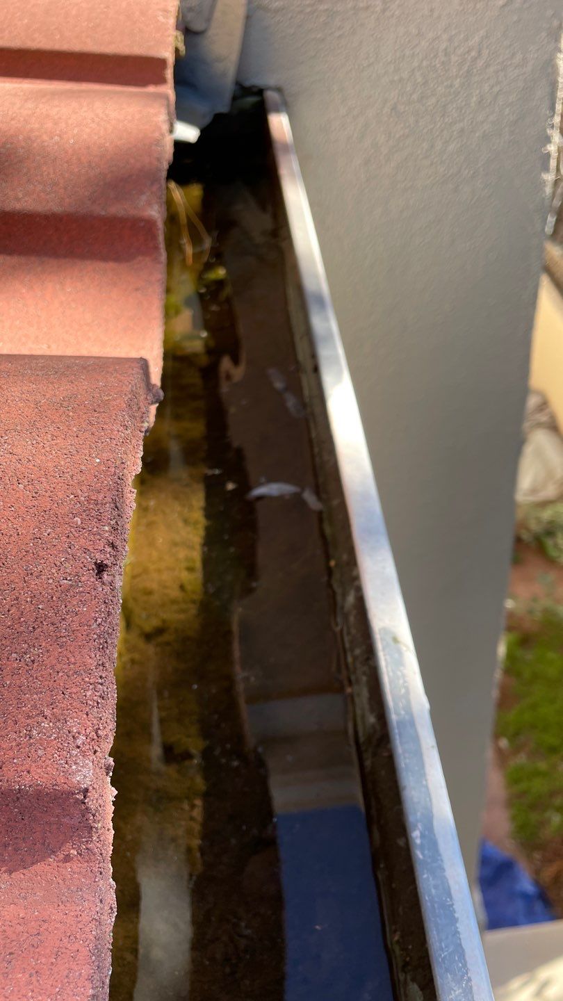 12-Unit HOA Gutter Cleaning in San Jose by All One Solar Shine