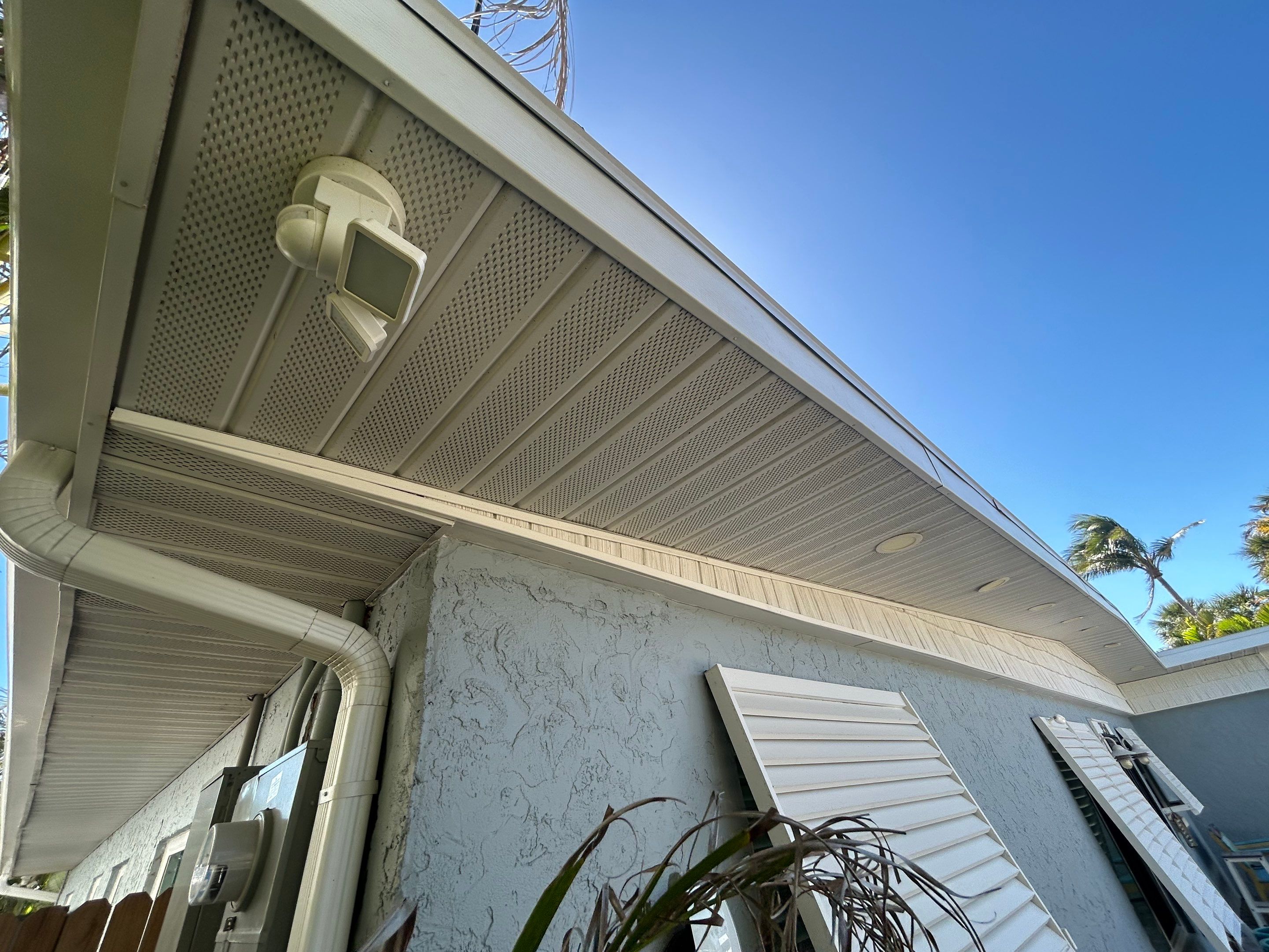 New Metal Soffit and Fascia in Siesta Key FL by Gutter Professors
