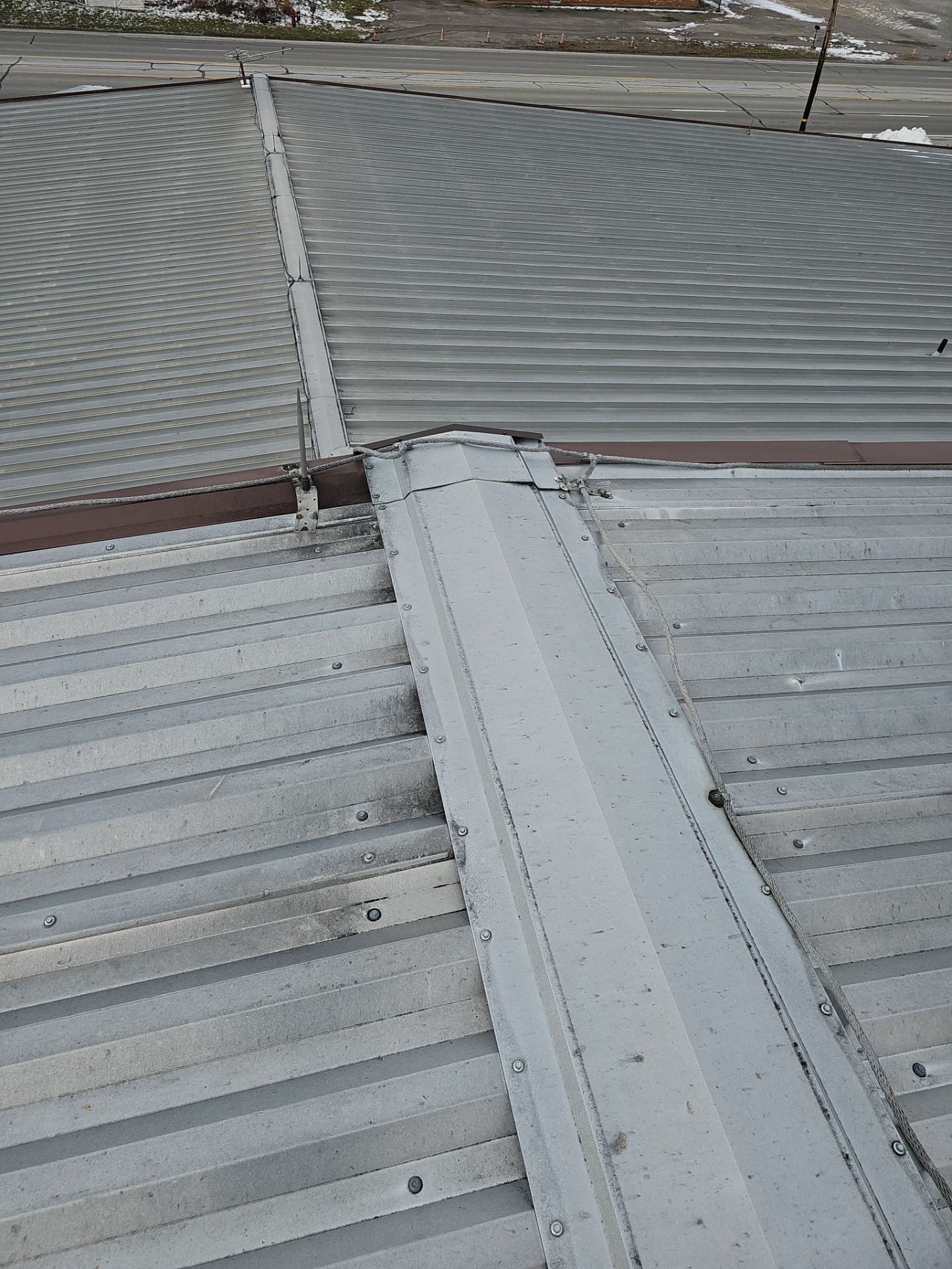 HP Starr For Lezzer Lumber  by 768 ROOF, LLC.