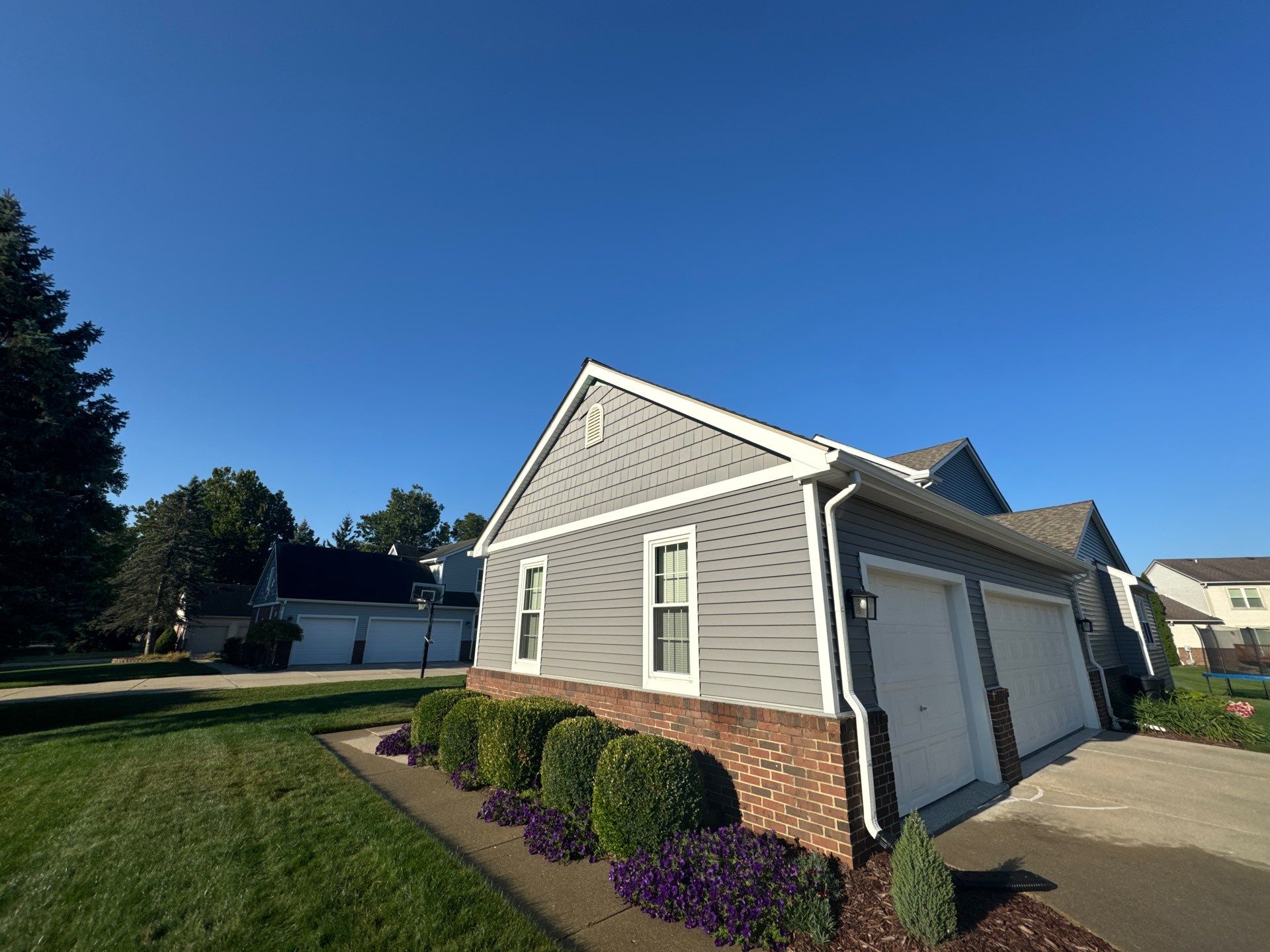Siding Replacement using Certainteed Classic Restoration D4 by 180 Contractors