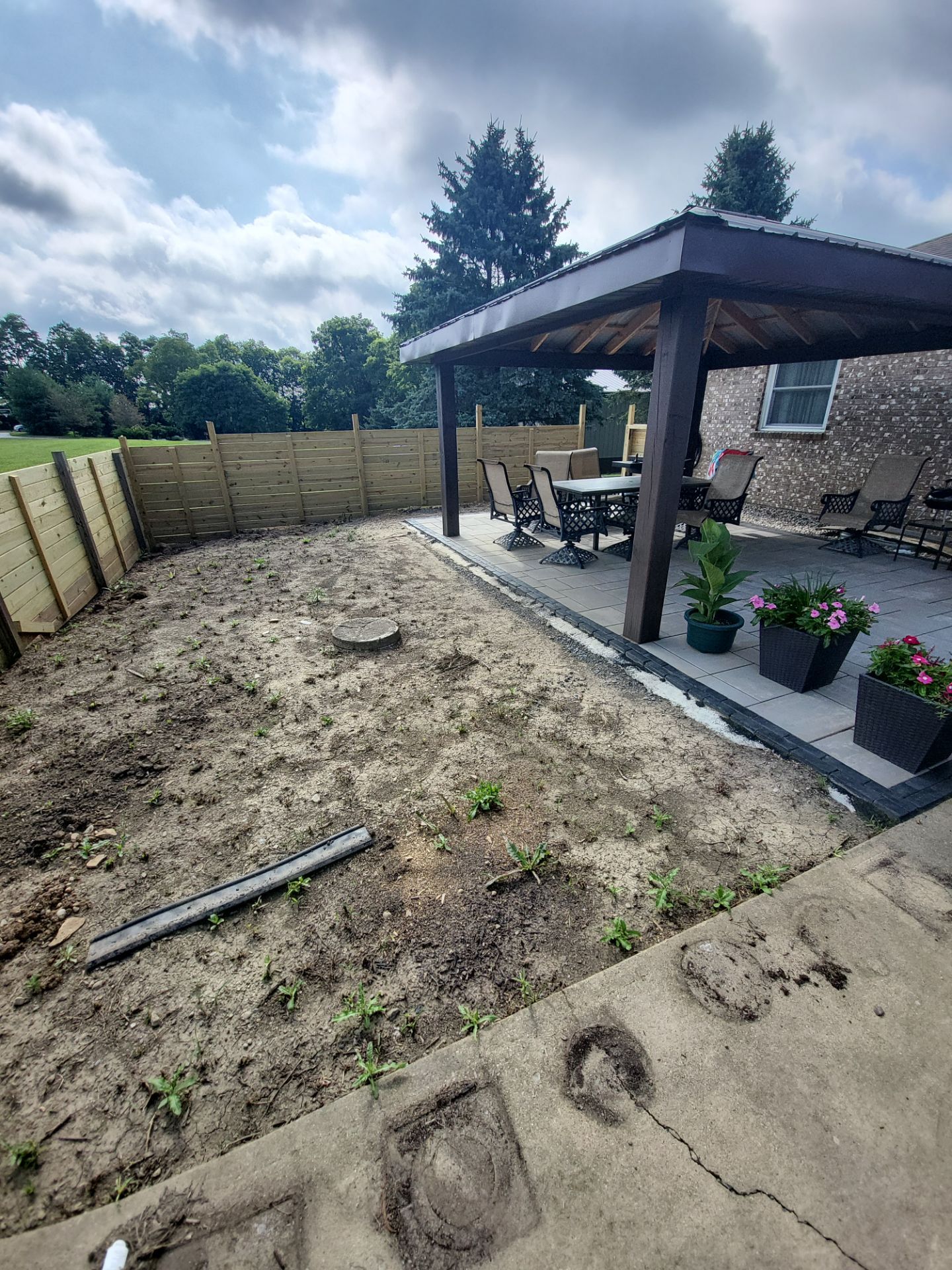 Residential Artificial Turf in West Liberty by Southwest Greens Midwest
