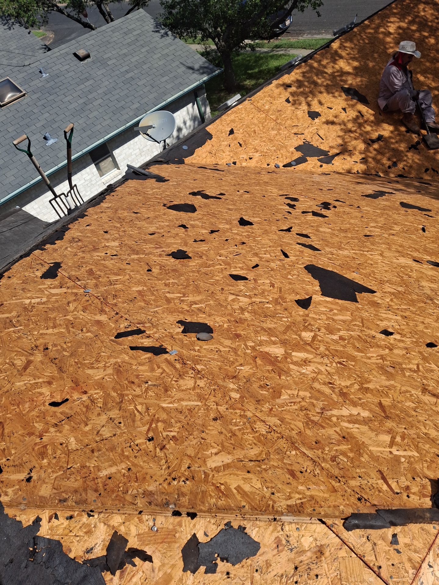 Quebec South by Bayfront Roofing and Construction