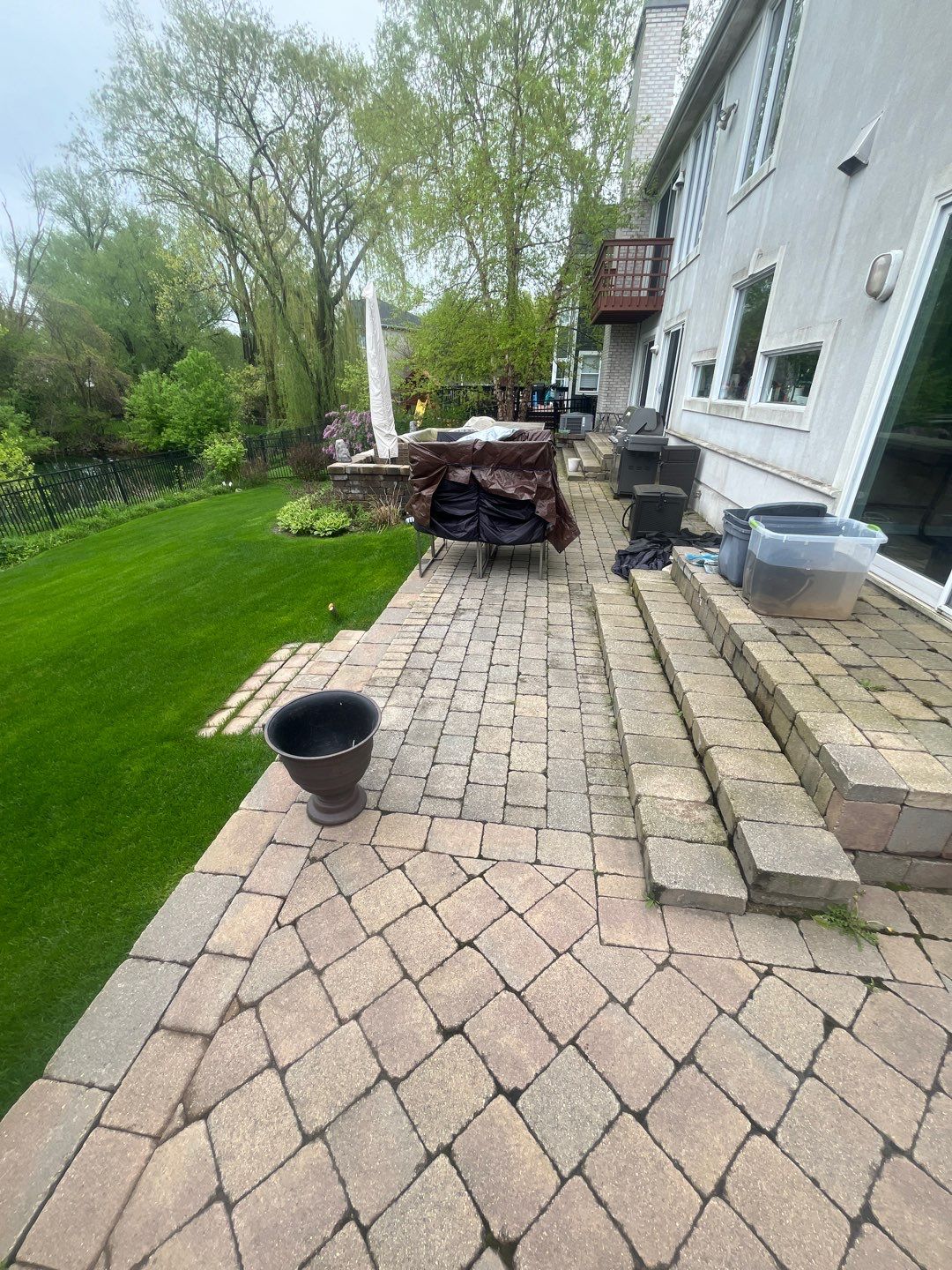 dryvit using Algaecide, soft wash soap by Northern Power Washing LLC.
