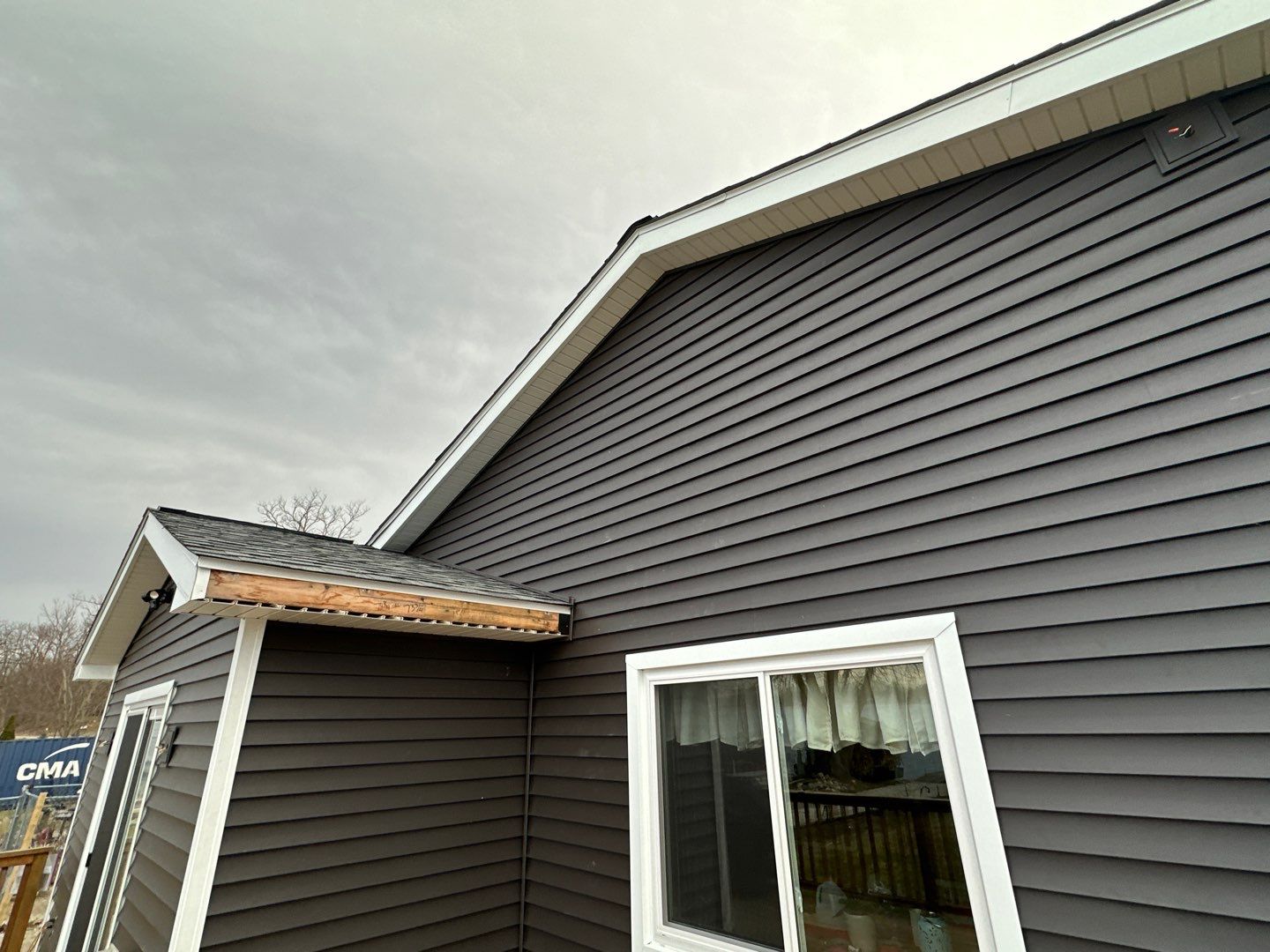 Siding Replacement using Certainteed Restoration Classic D4 by 180 Contractors