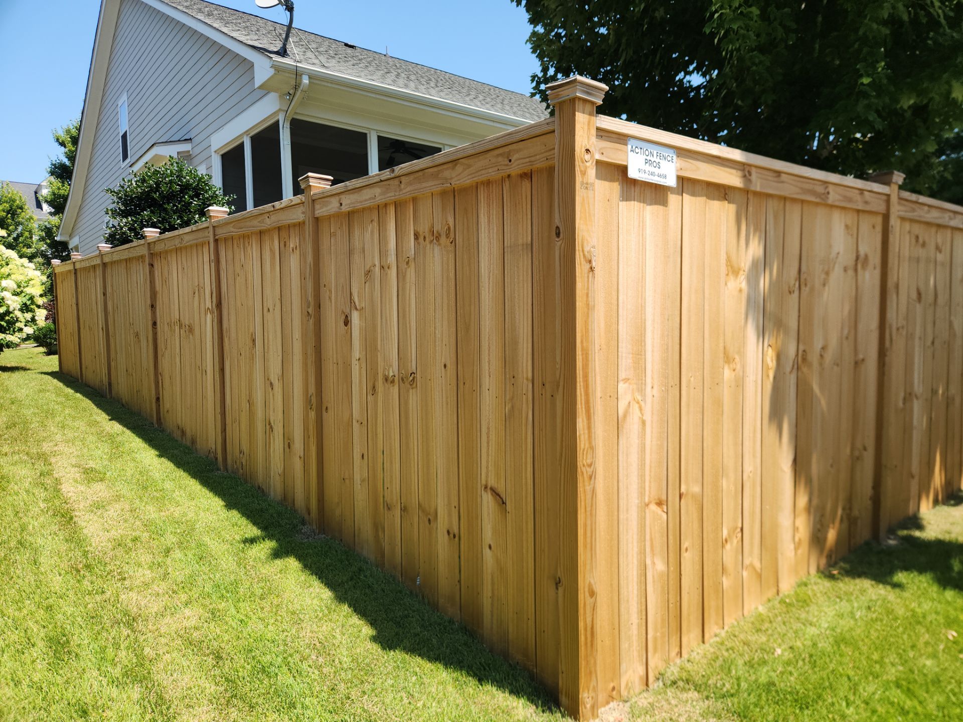 Wood Fence using Wood Sealant and Stain by DuraSeal