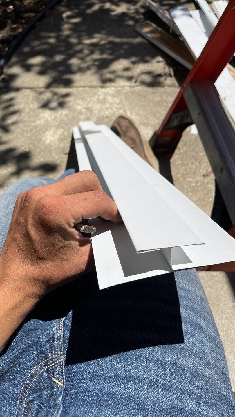Siding Replacement using Certainteed Restoration Classic D4 by 180 Contractors