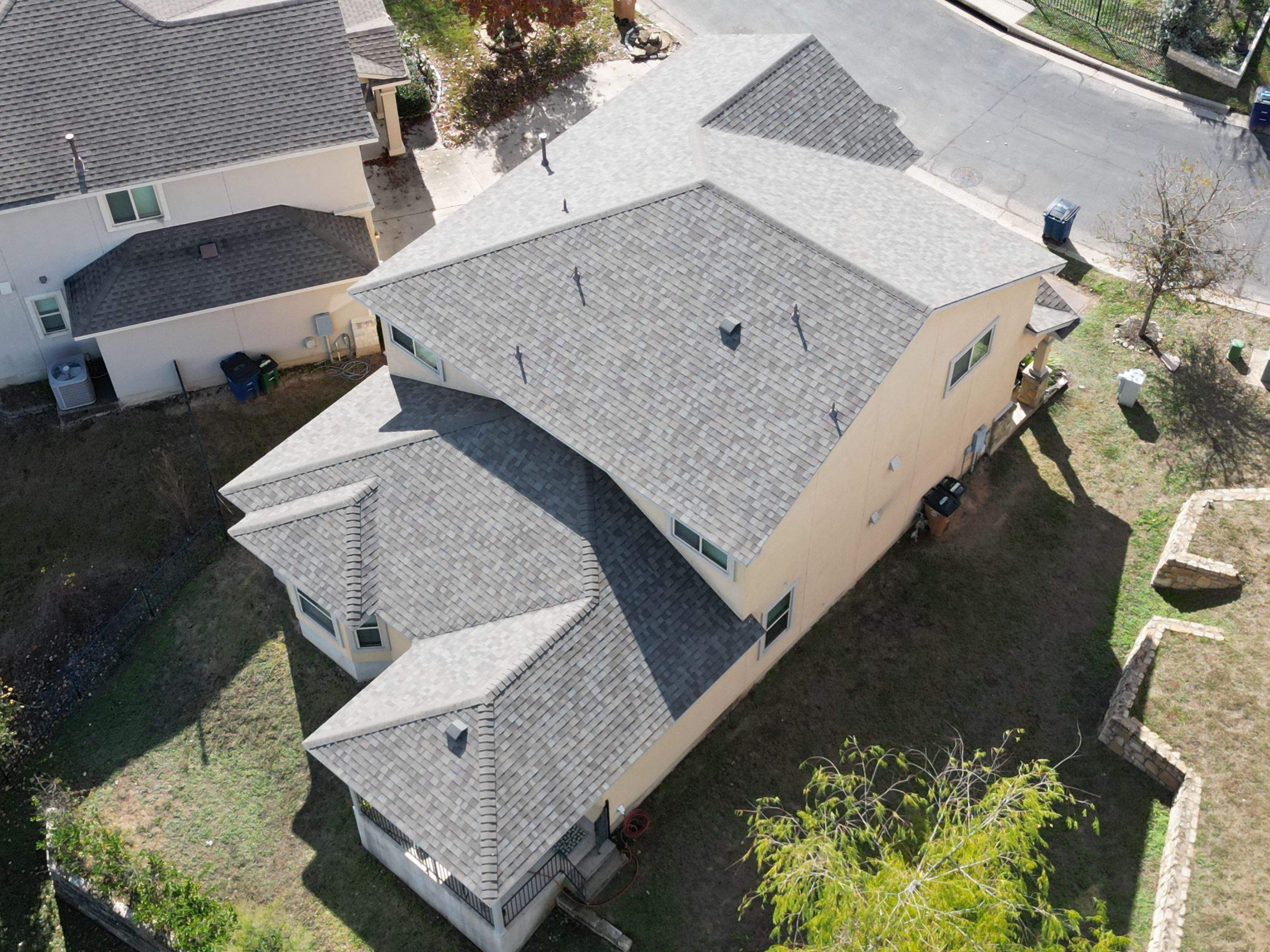 Driftwood - Owens Corning TruDefinition Duration by RoofsOnly.com