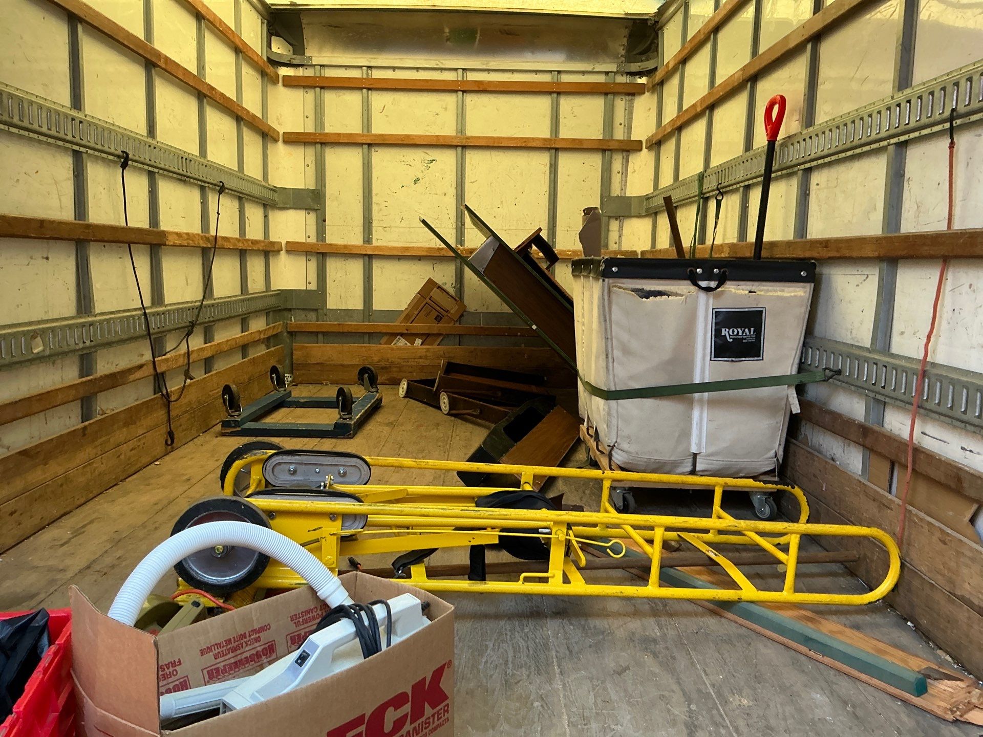 Glen Ellyn by The Junkluggers of Chicago NW Suburbs