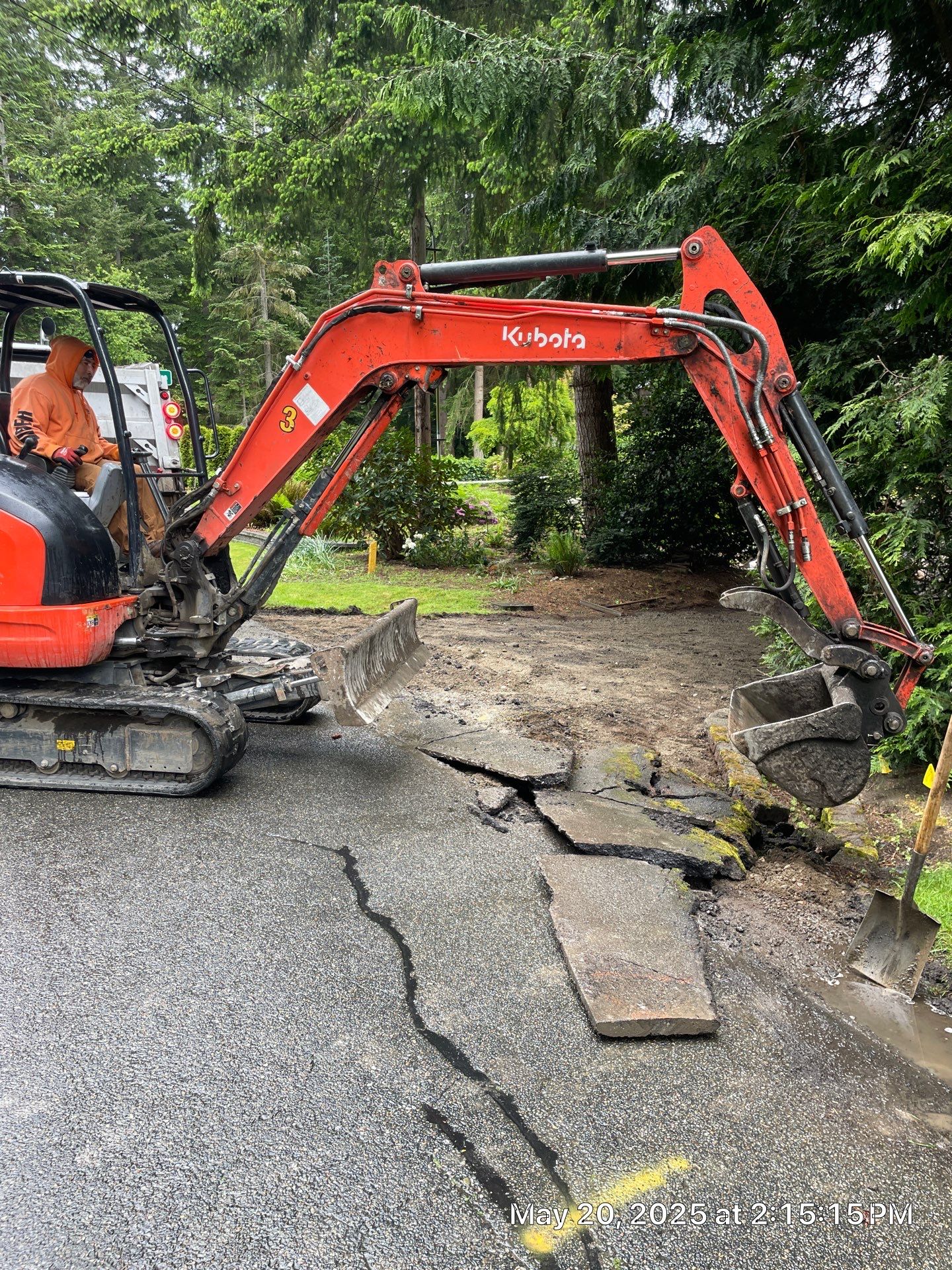 Asphalt Driveway Repair | Edmonds by Jireh Asphalt & Concrete Inc 