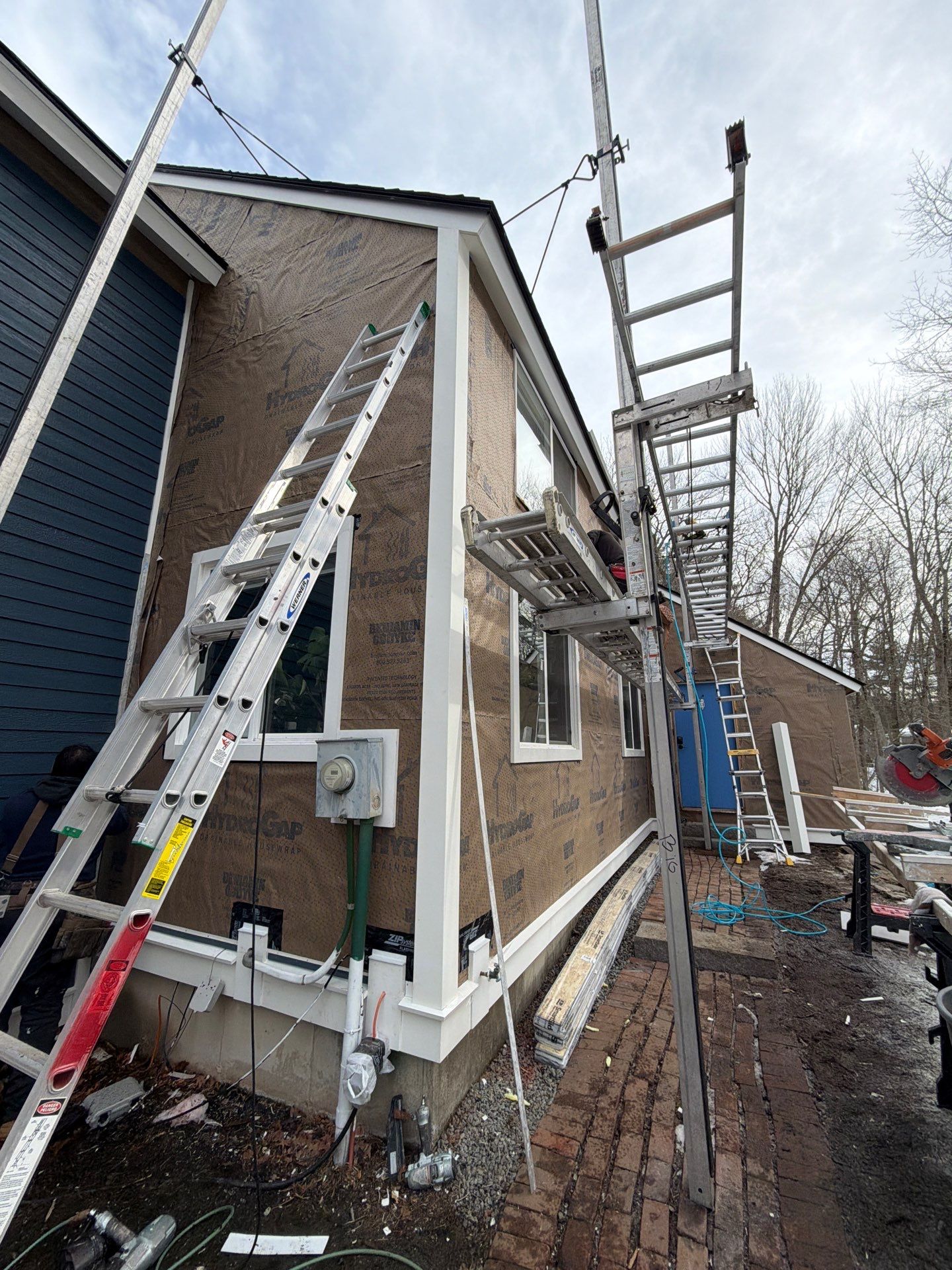 Custom ADU Construction with Vaulted In-Law Suite – LP SmartSide®, ZIP System® & Harvey® Windows by Sensible Home Solutions