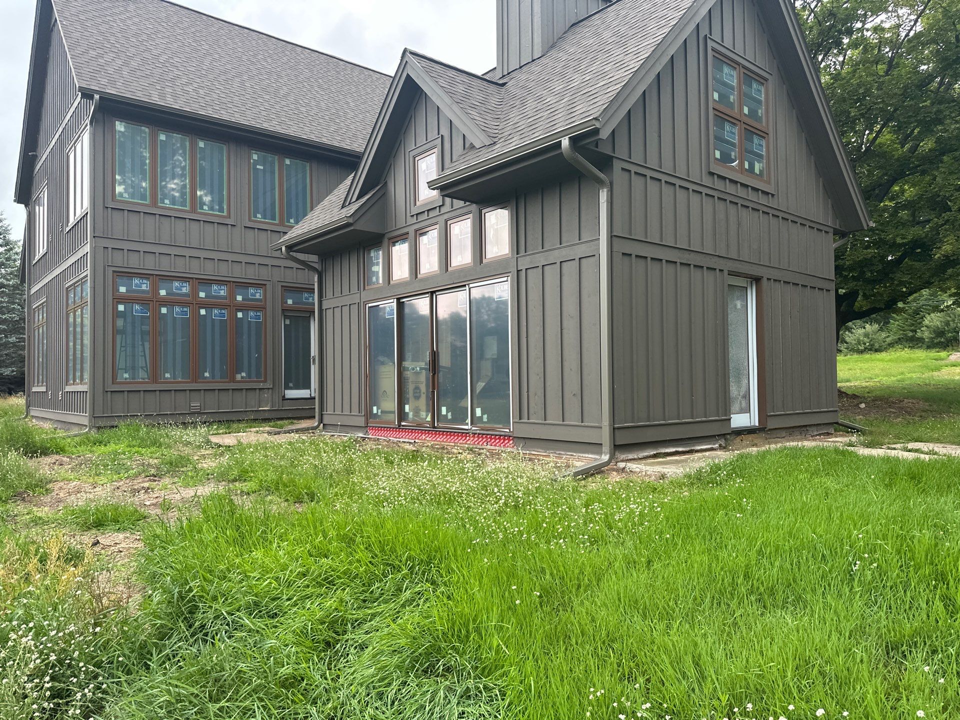 Seamless Gutter and Downspout Installation in Bellaire by Rainbow Seamless Systems