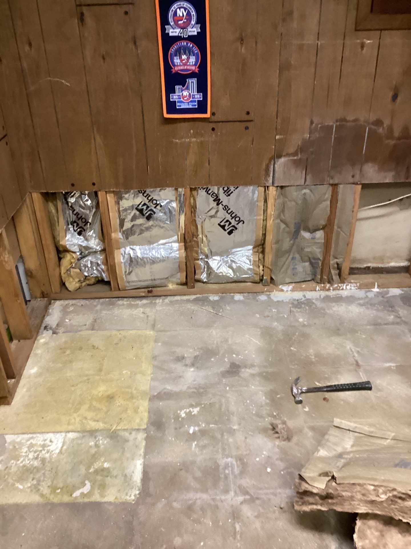 Water damage in Massapequa Park, NY by Newhouse Restoration