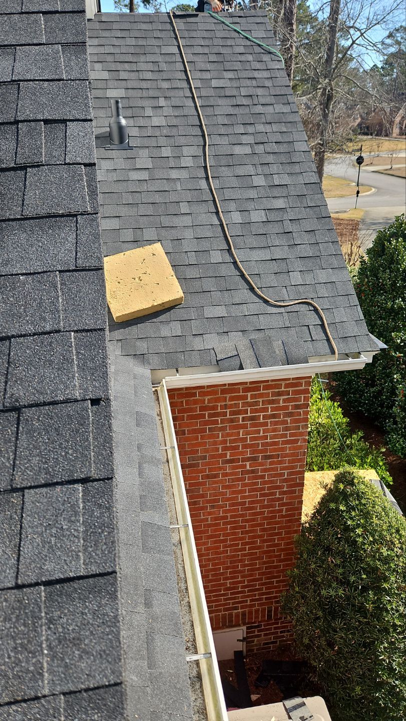 Residential Roofing Installation using Owens Corning® Oakridge Onyx Black by Indigo State Roofing