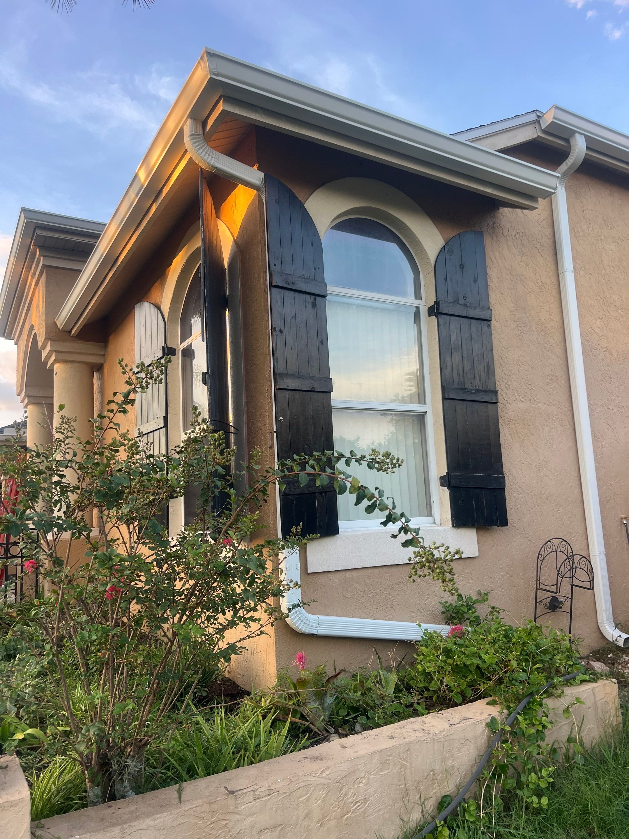 7-Inch Box Seamless Gutters in Bradenton FL by Gutter Professors
