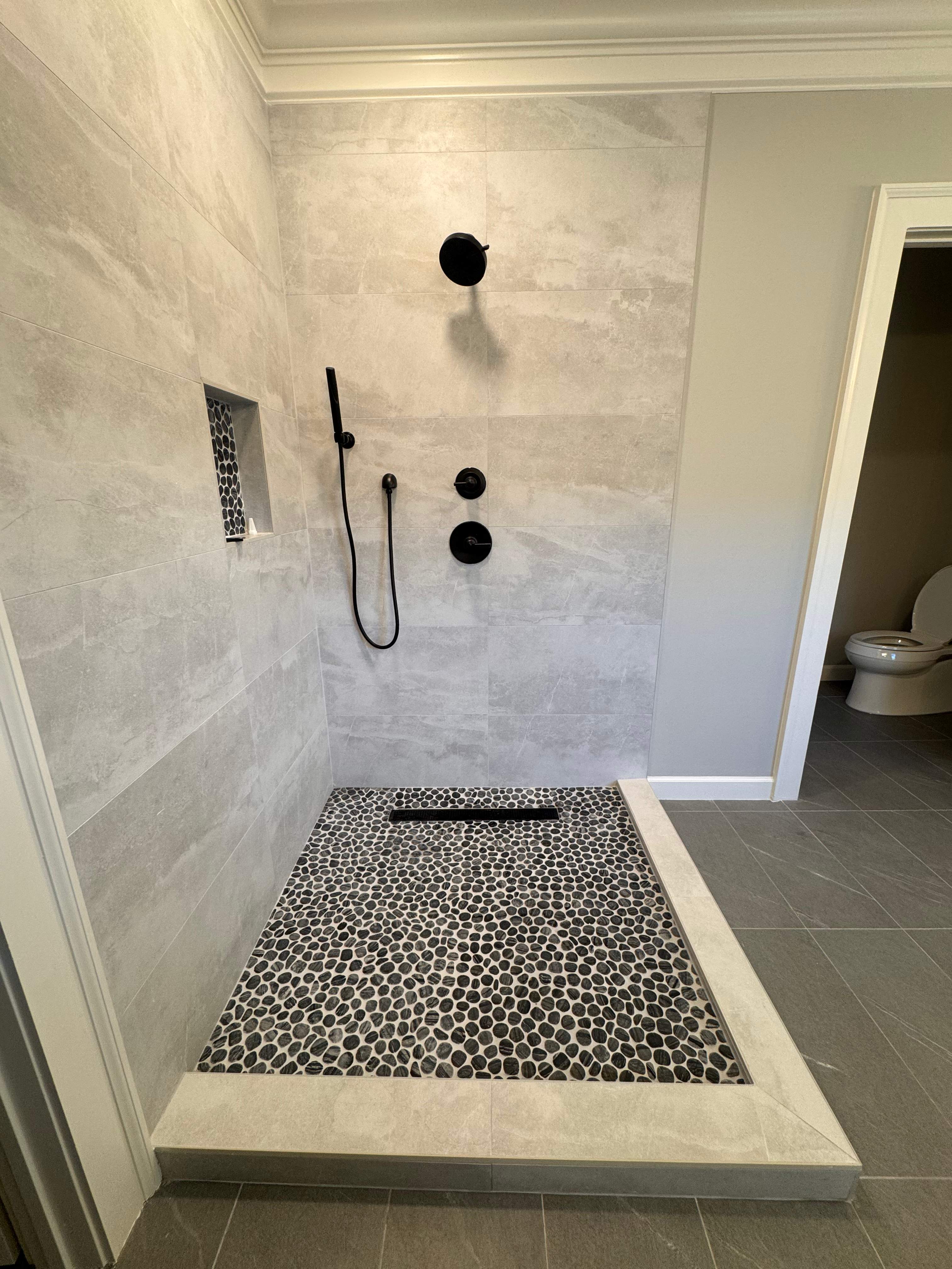 Master bathroom renovation by Prudencio